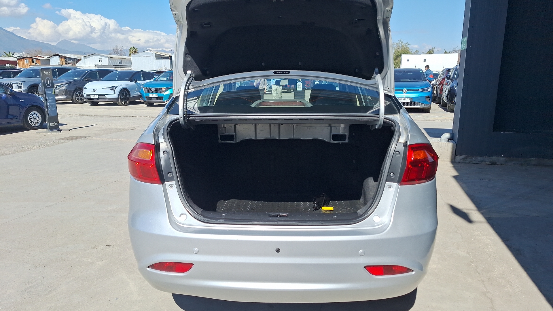 JAC J4 — foto 4 de 15