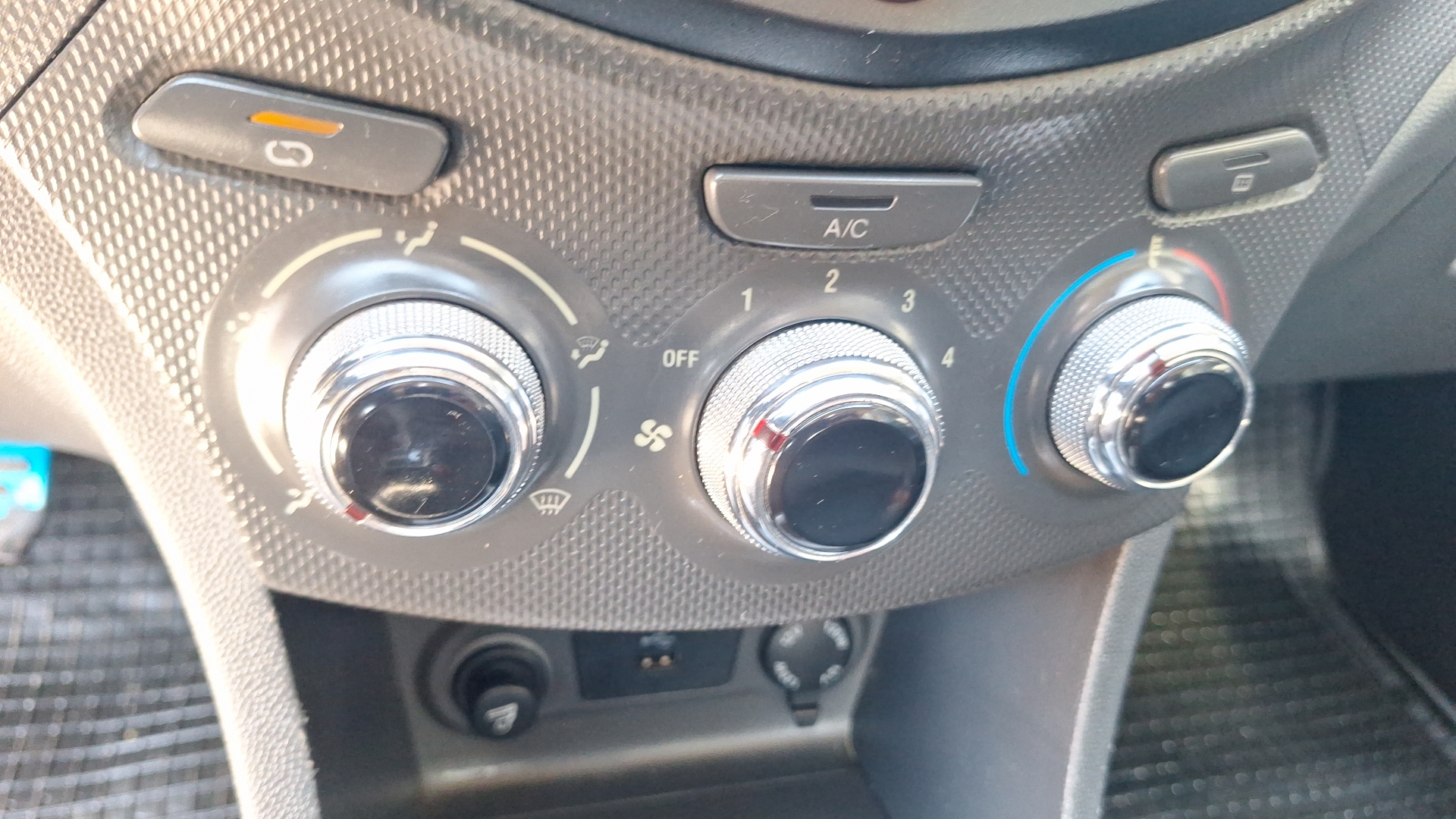 JAC J4 — foto 15 de 15