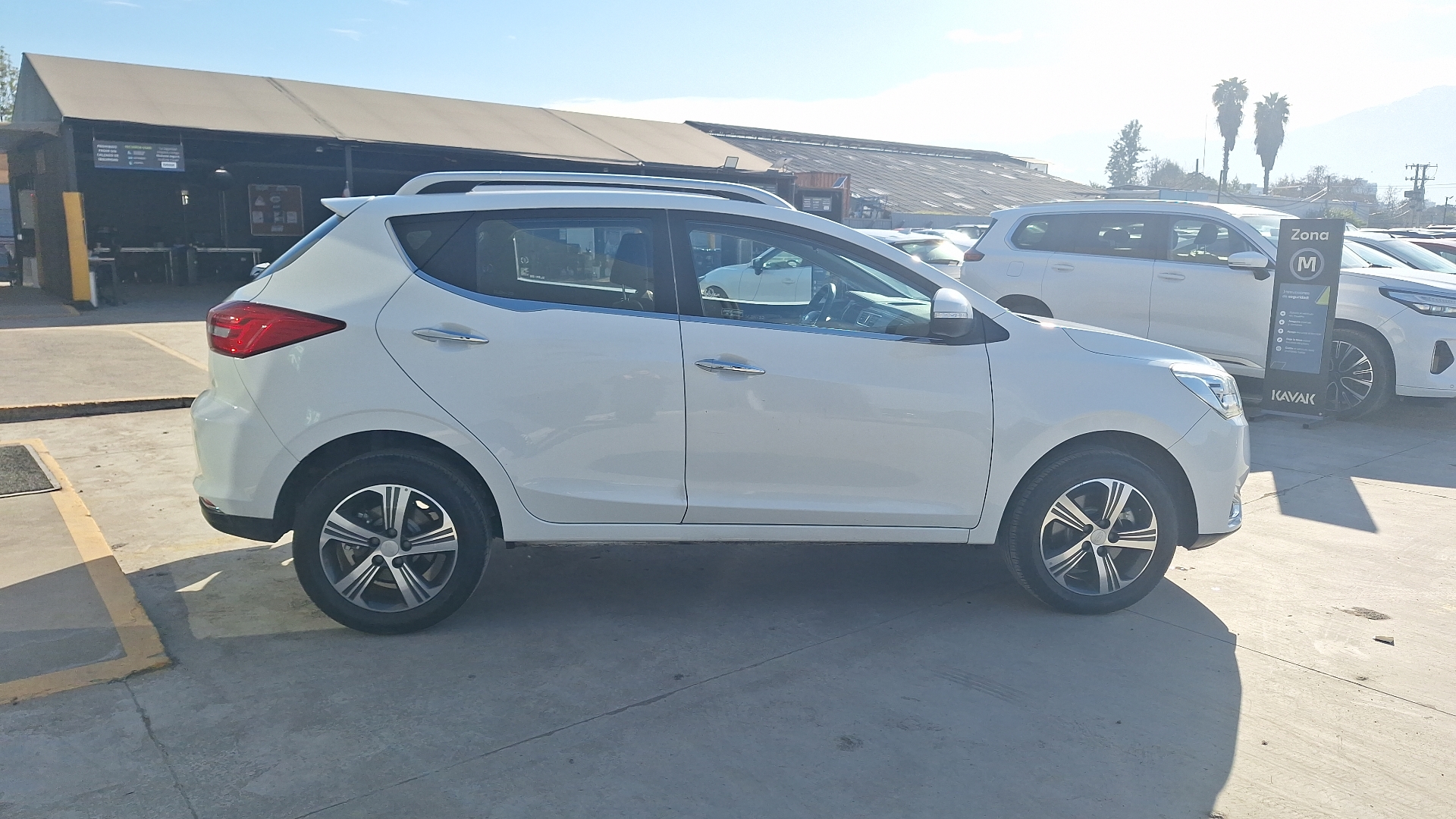 JAC Js2 — foto 5 de 15