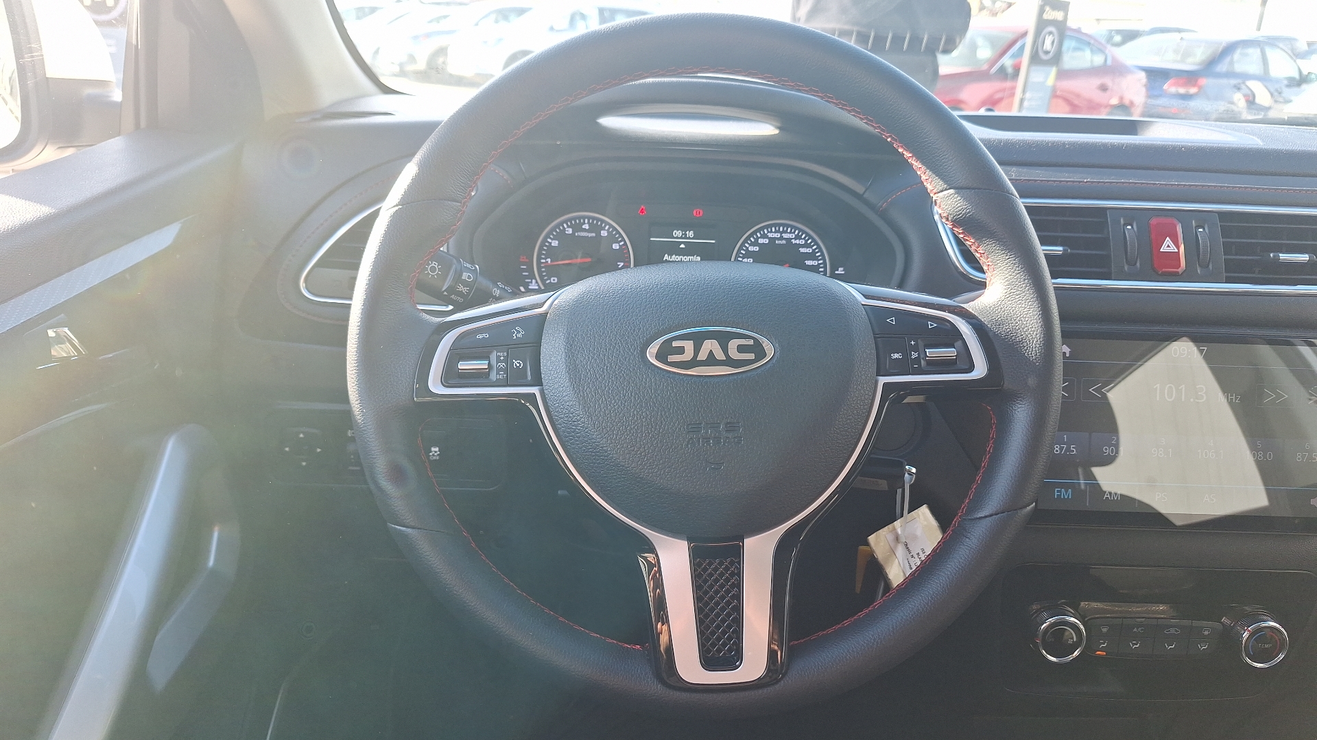 JAC Js2 — foto 8 de 15