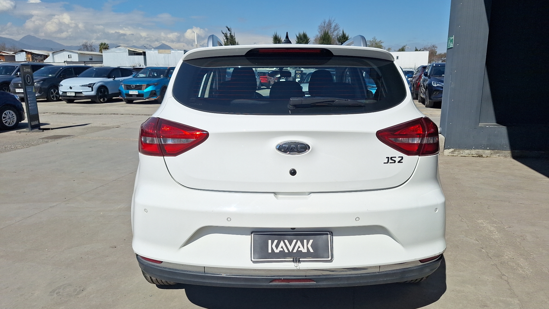 JAC Js2 — foto 3 de 15