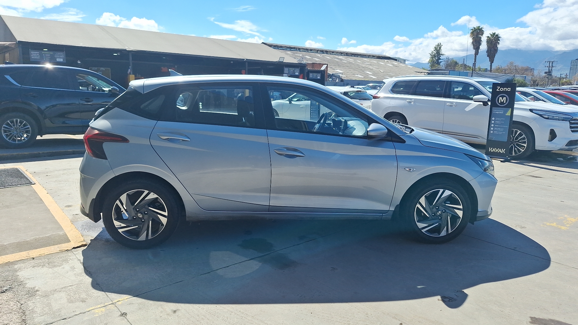 Hyundai I20 — foto 5 de 15