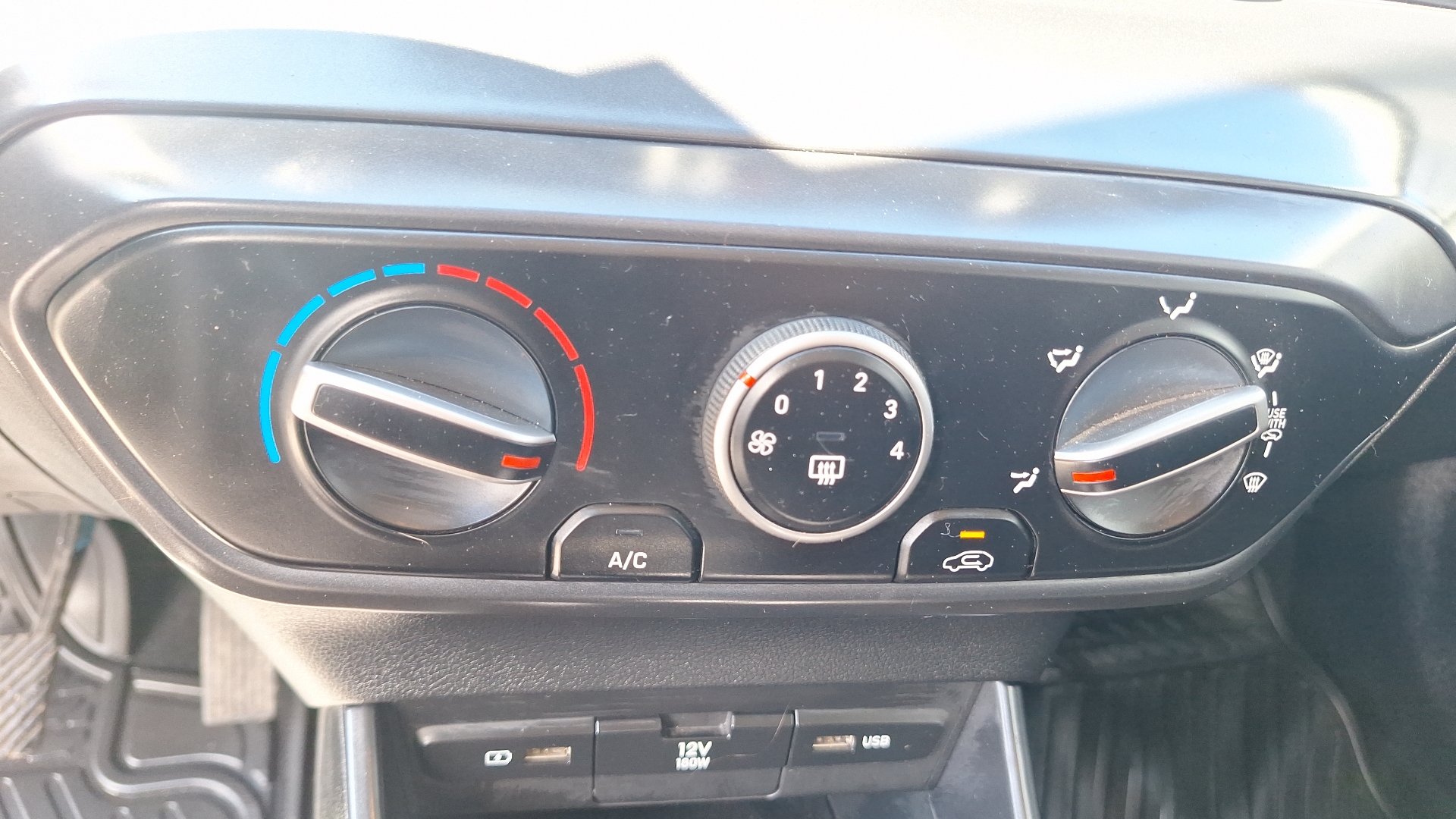 Hyundai I20 — foto 15 de 15