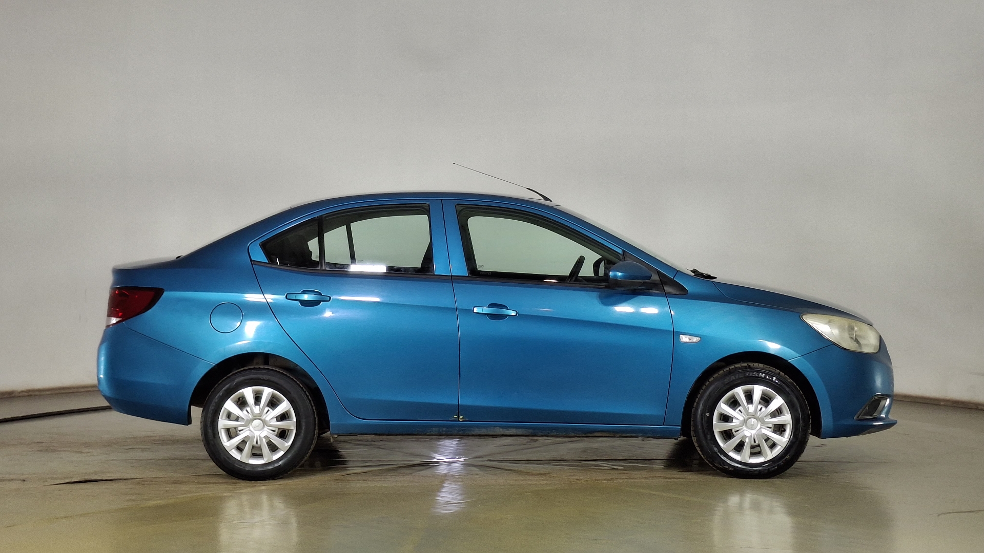 Chevrolet Sail — foto 4 de 15