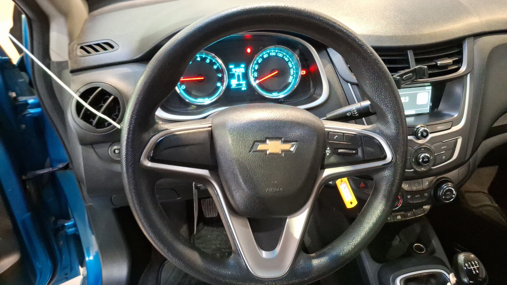 Chevrolet Sail — foto 8 de 15