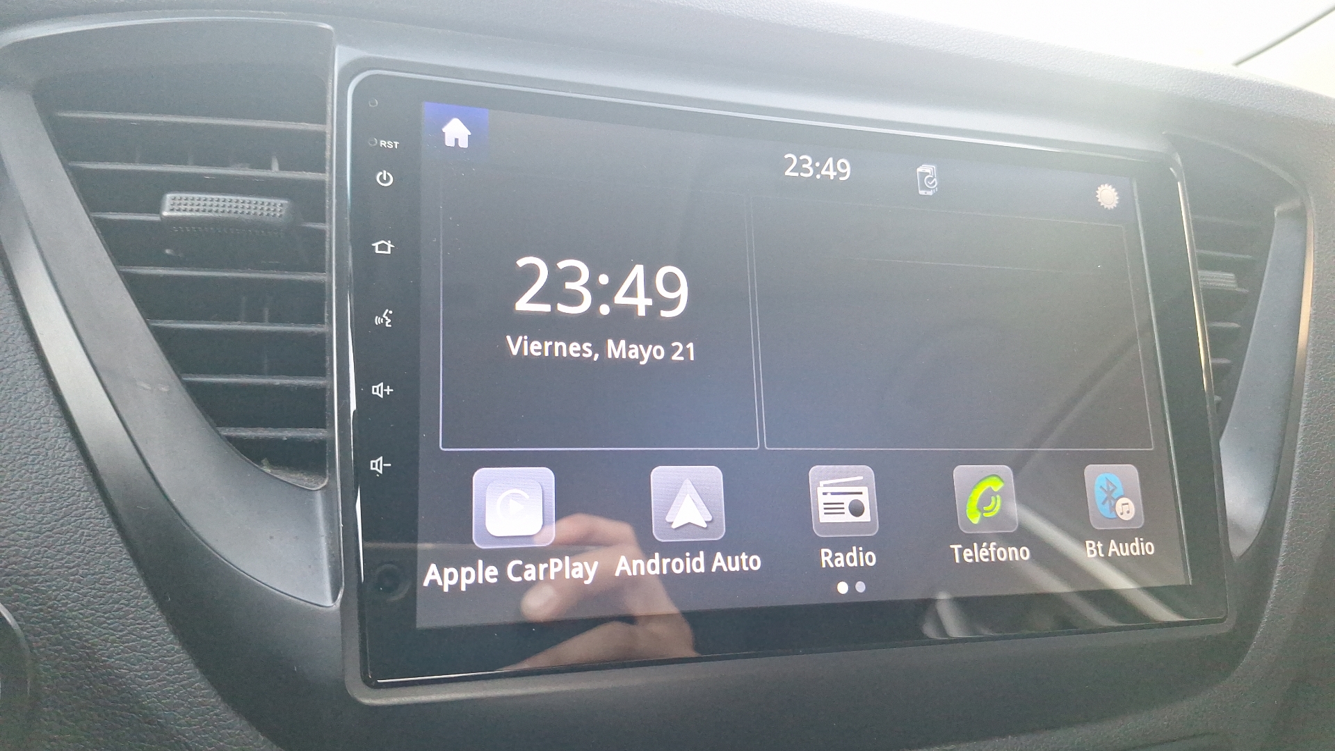 Hyundai Accent — foto 10 de 15