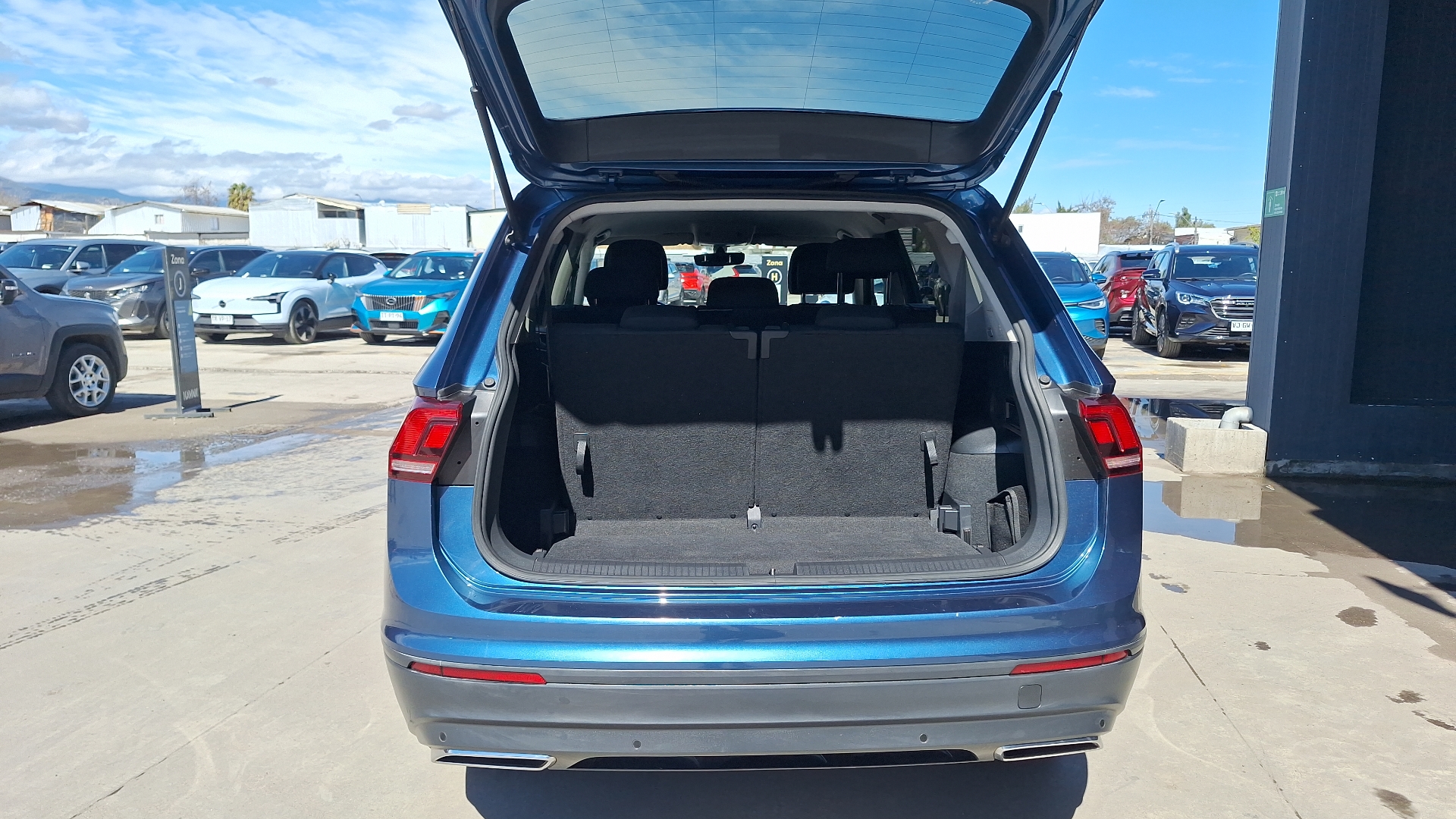 Volkswagen Tiguan — foto 4 de 15