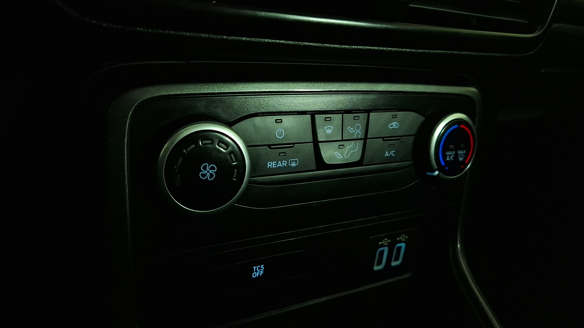 Ford Ecosport — foto 14 de 15