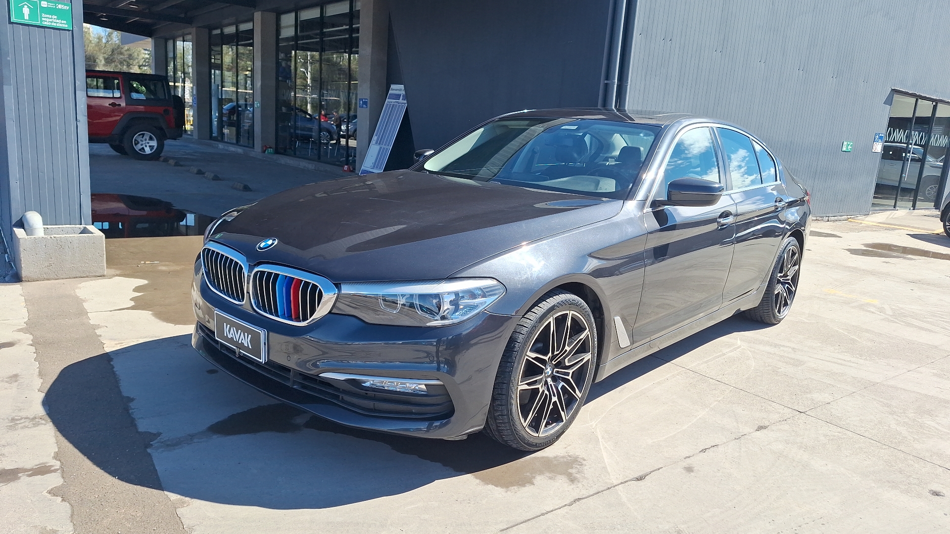 BMW Serie 5 — foto 1 de 16