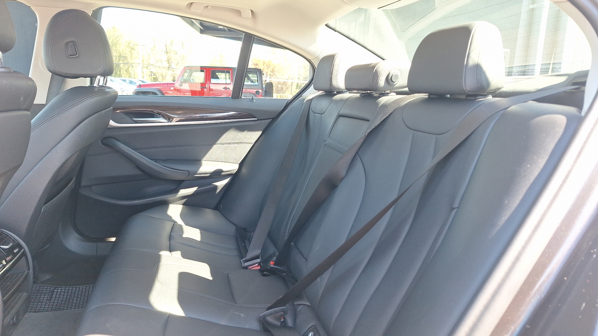 BMW Serie 5 — foto 14 de 16