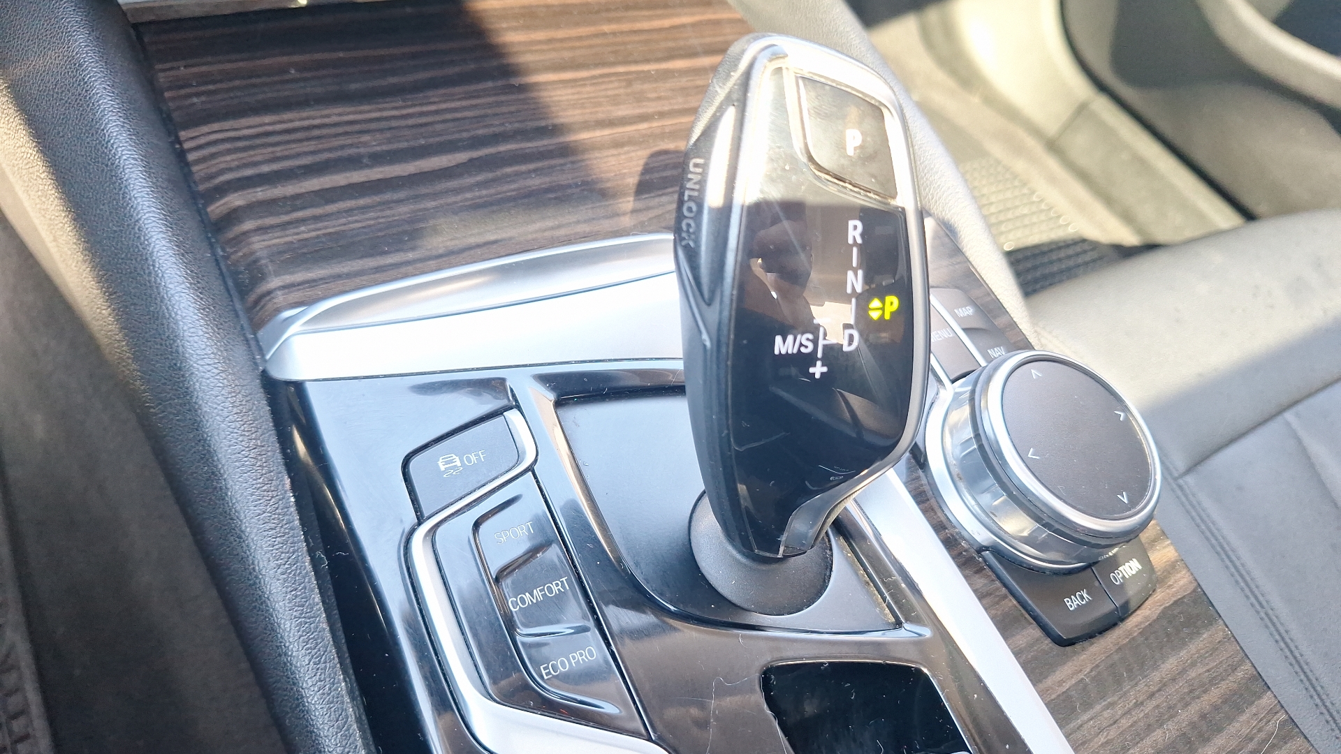 BMW Serie 5 — foto 11 de 16