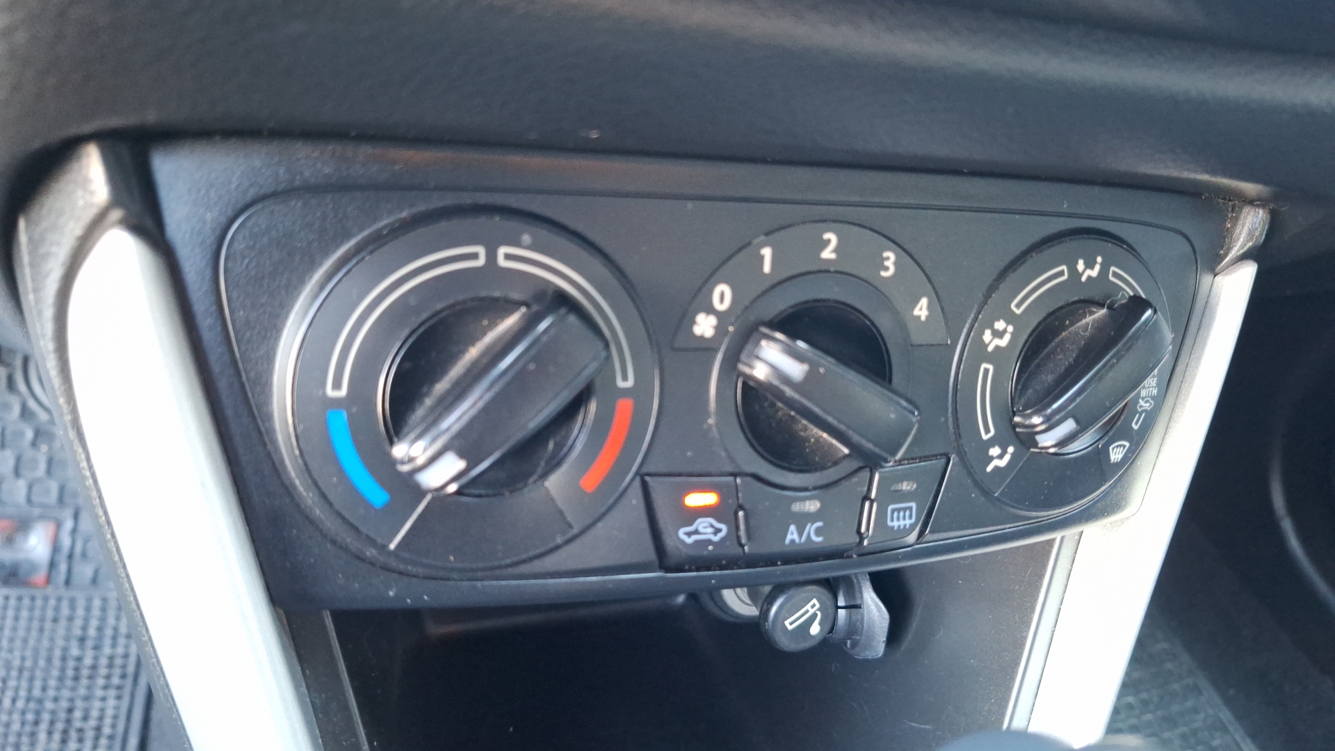 Suzuki S-Cross — foto 14 de 14