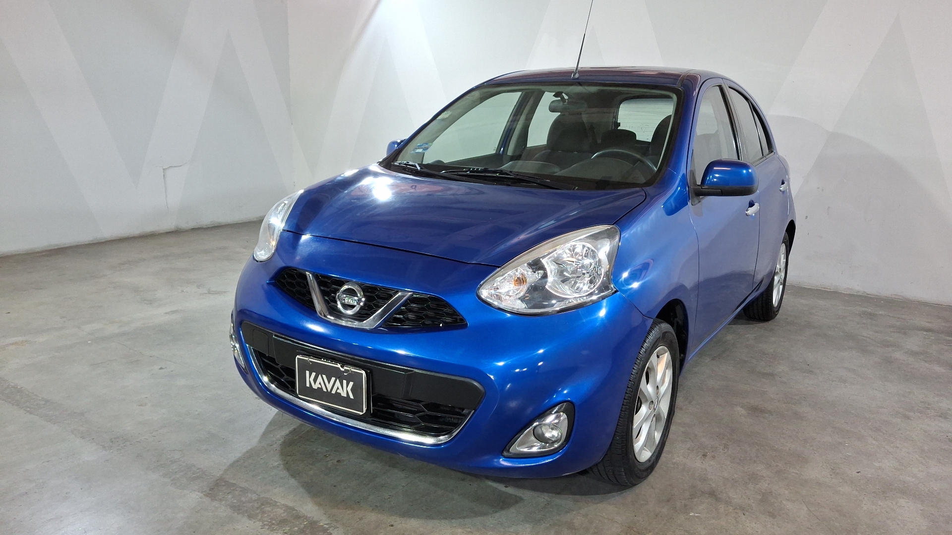 Nissan March 2020