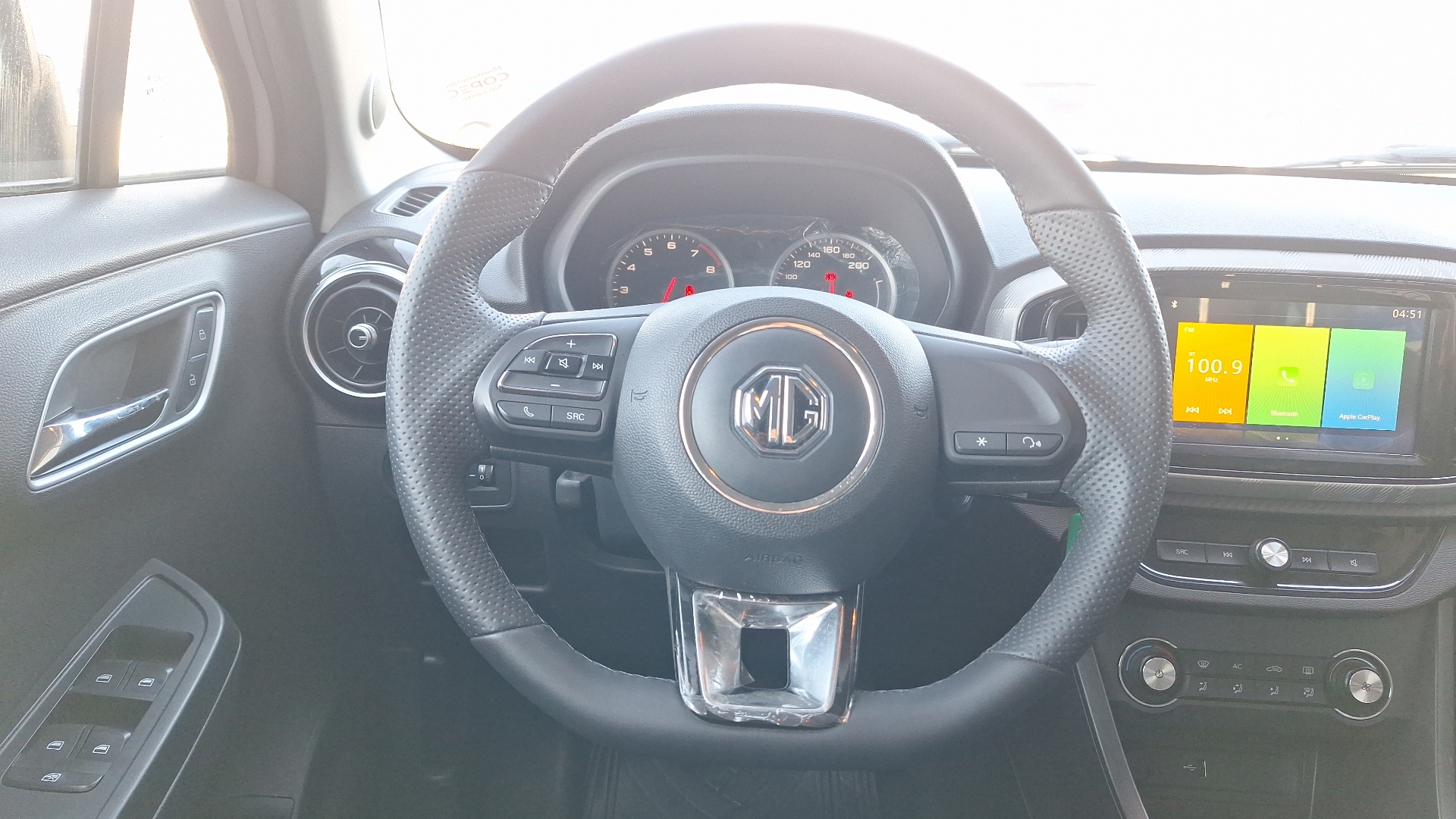 MG 3 — foto 8 de 15