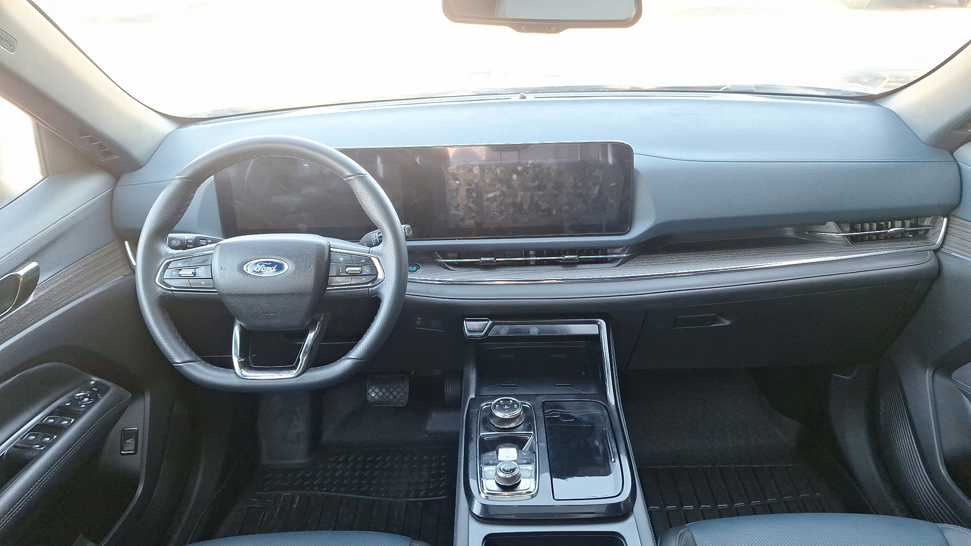 Ford Territory — foto 6 de 16