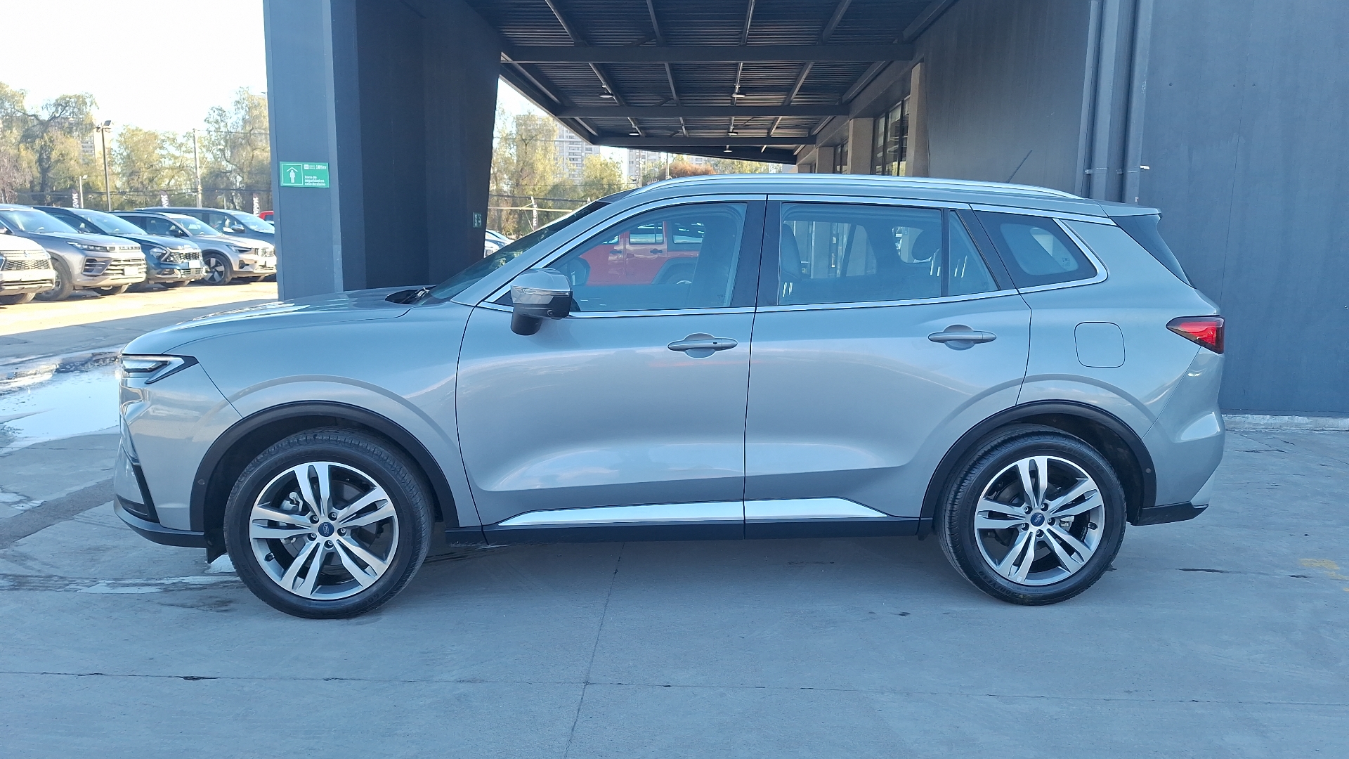 Ford Territory — foto 2 de 16