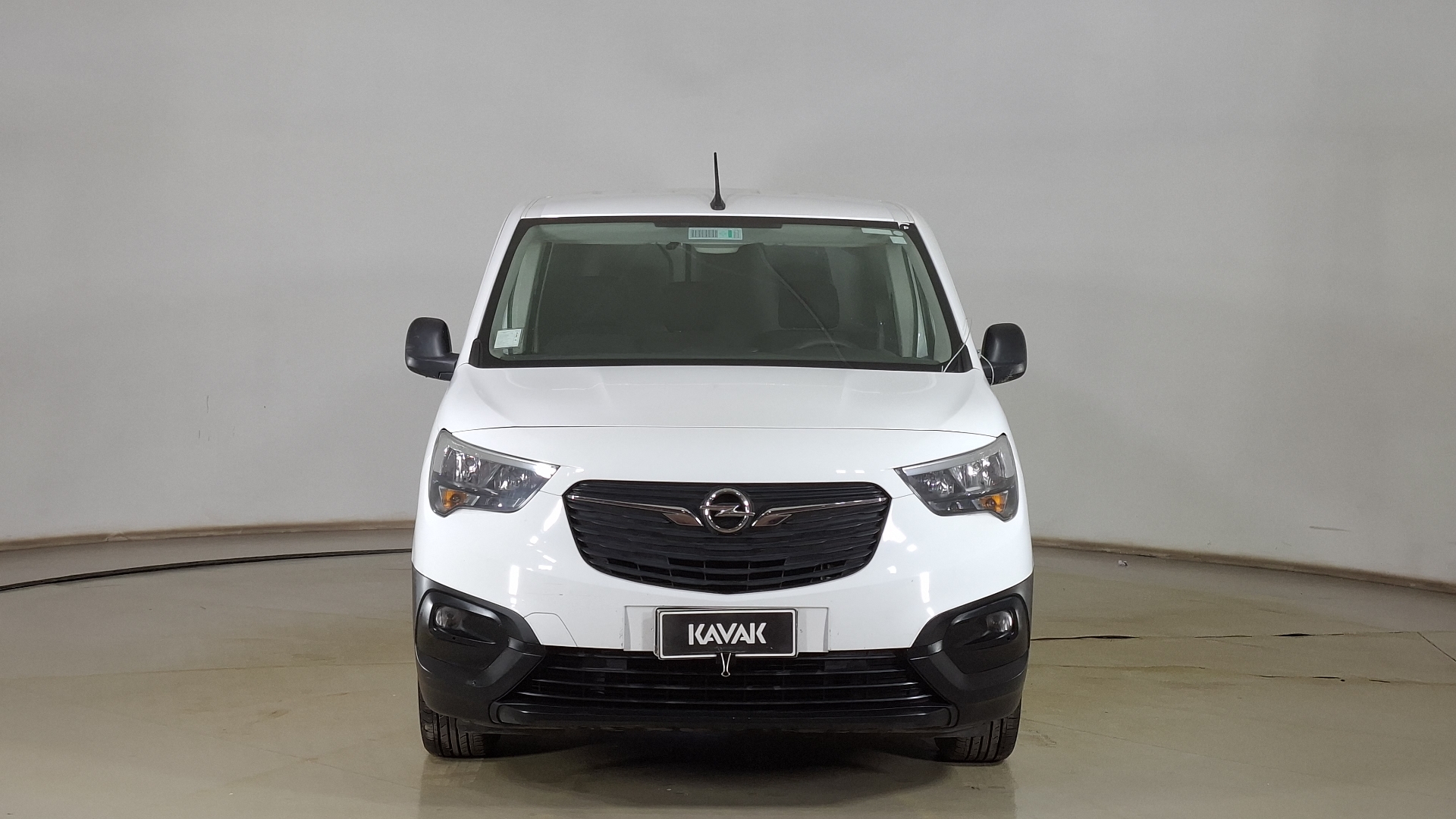 Opel Combo — foto 2 de 14