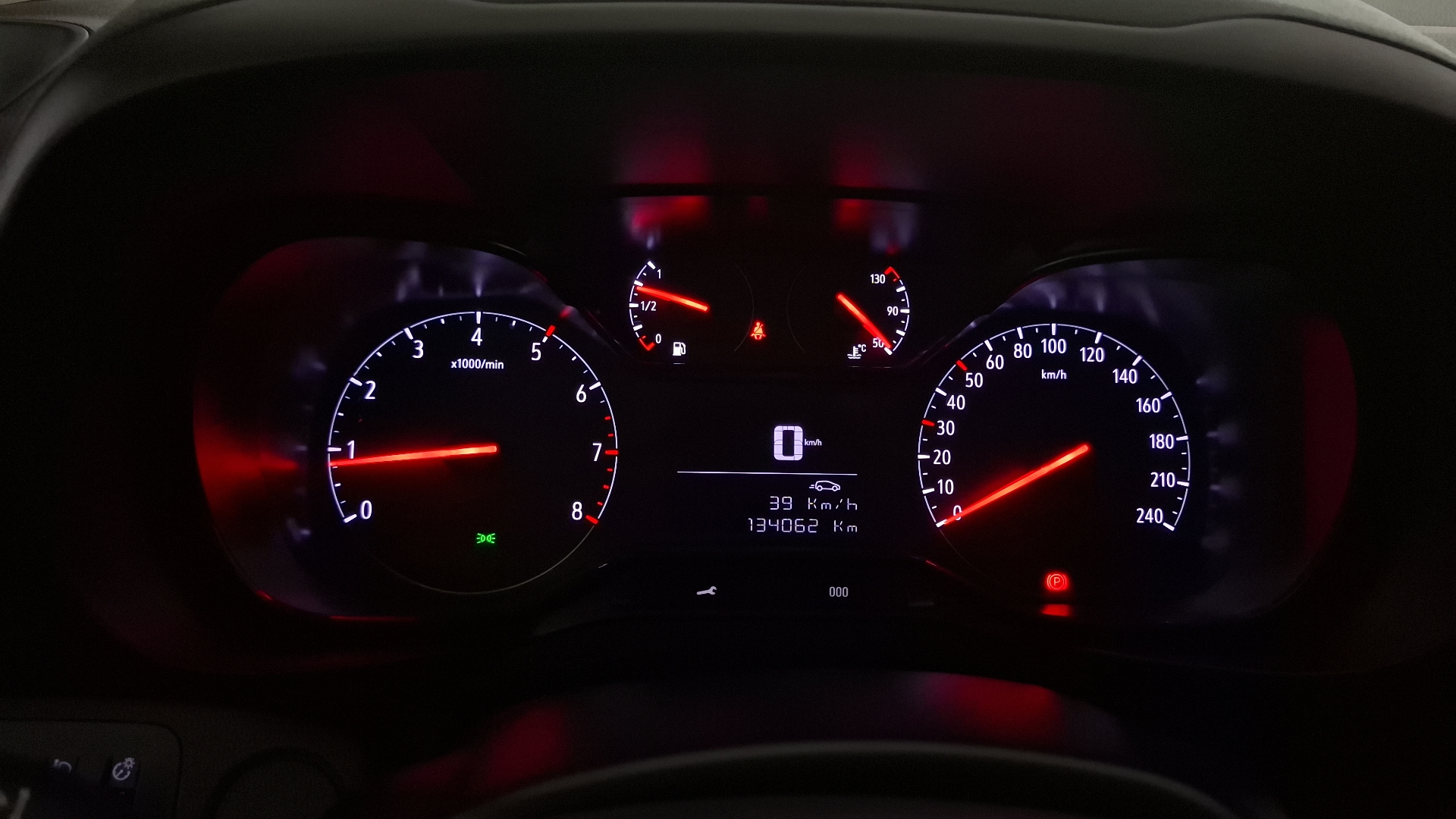 Opel Combo — foto 9 de 14