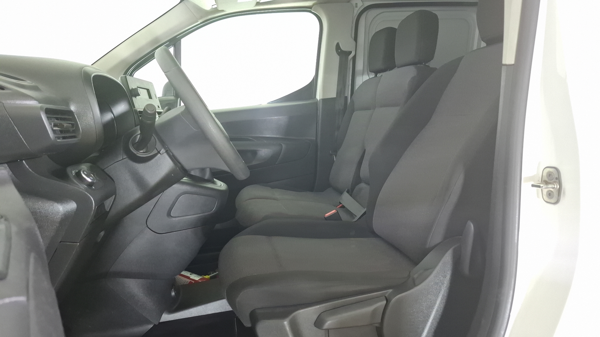 Opel Combo — foto 12 de 14
