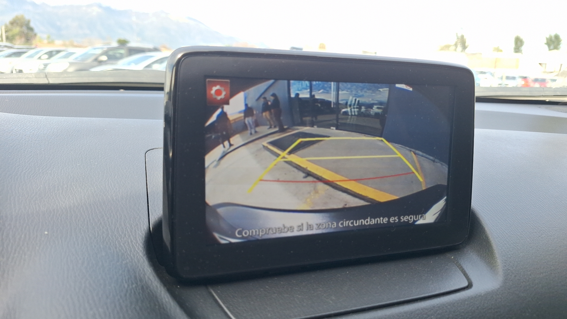 Mazda CX-3 — foto 12 de 15