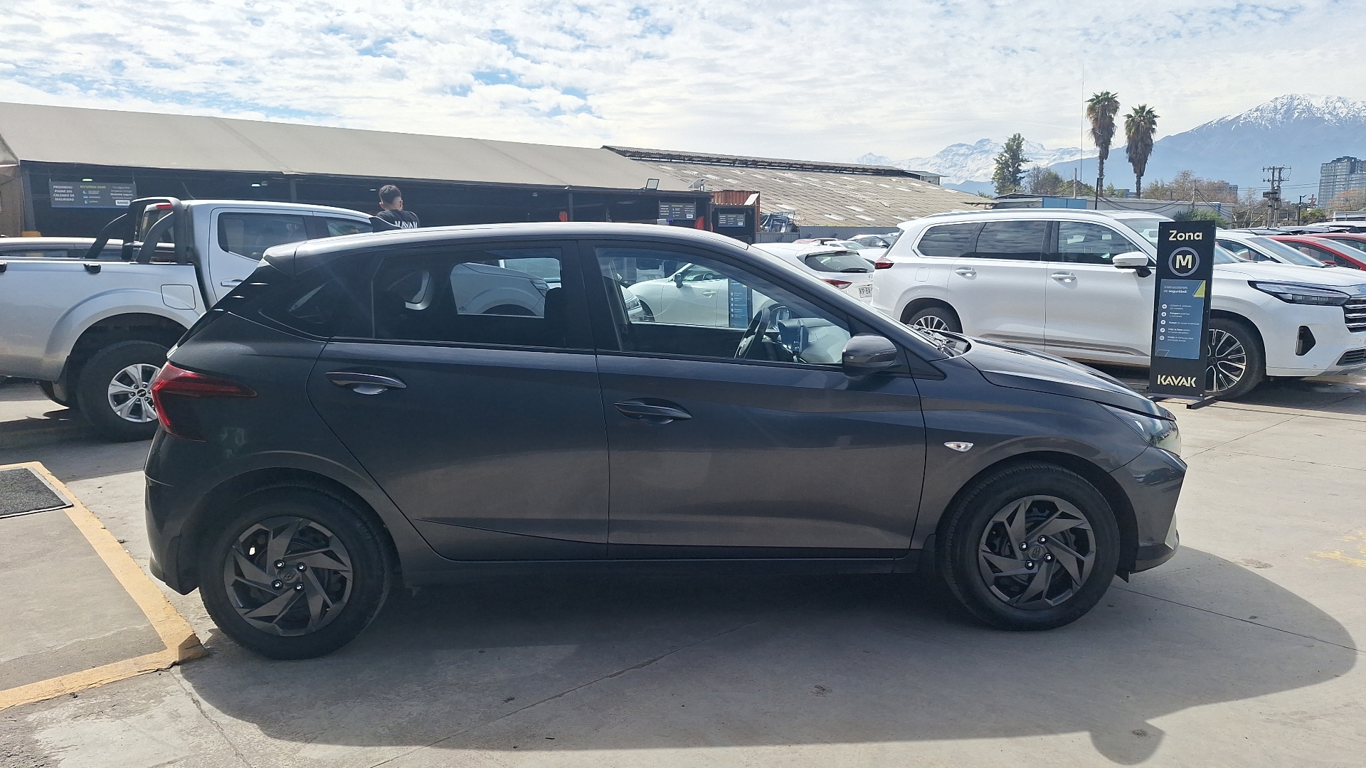 Hyundai I20 — foto 5 de 15