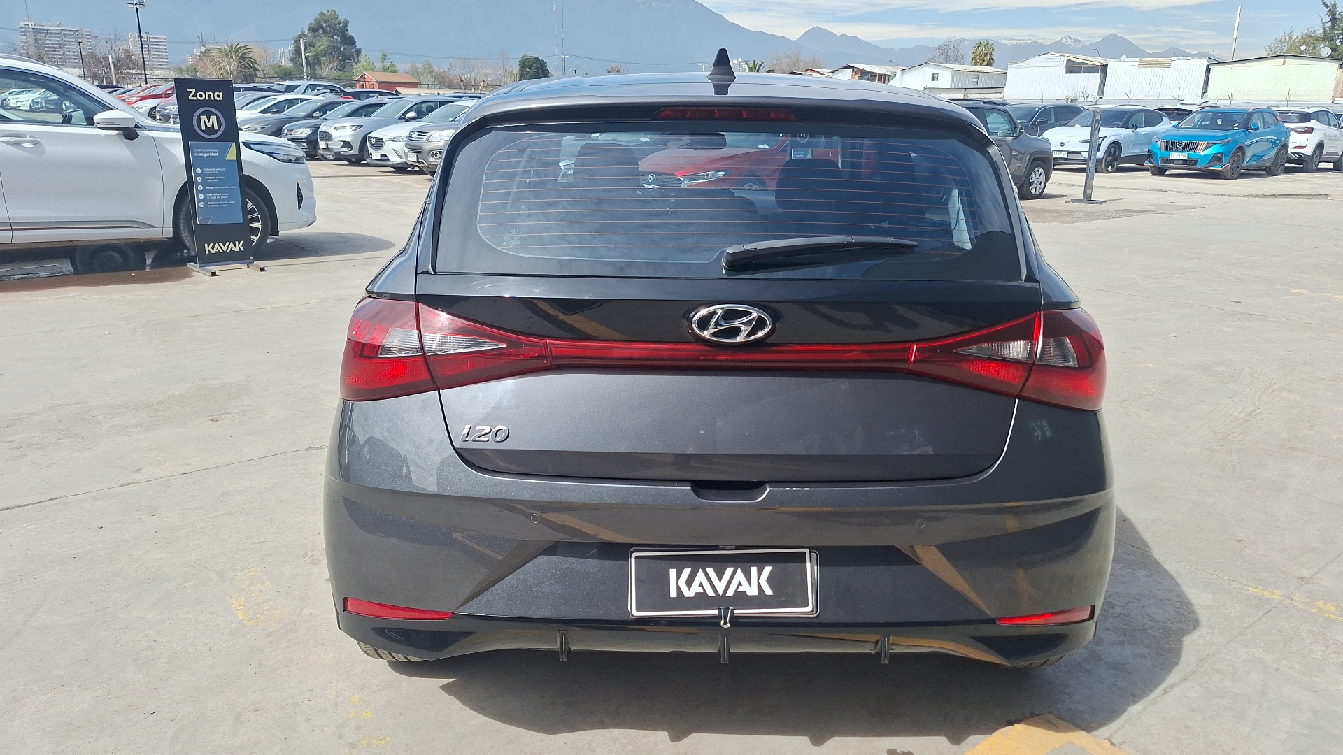 Hyundai I20 — foto 3 de 15