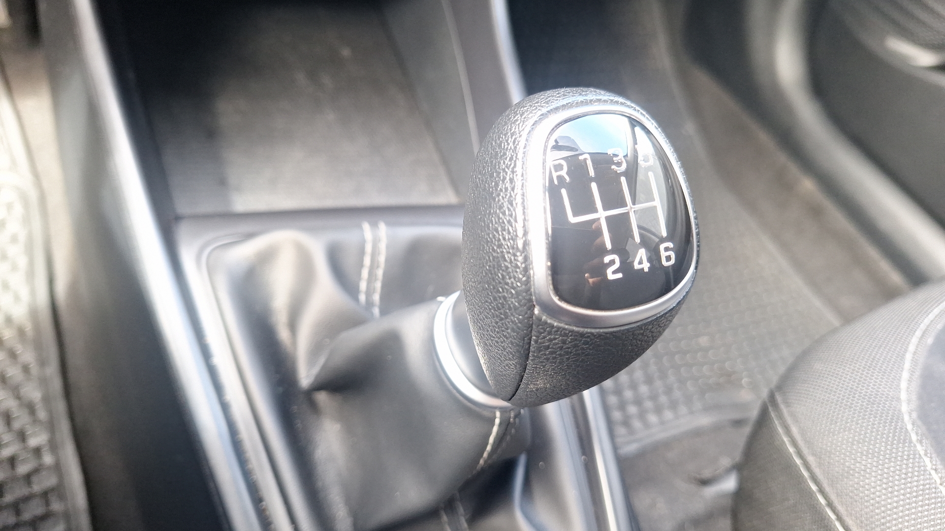 Hyundai I20 — foto 11 de 15
