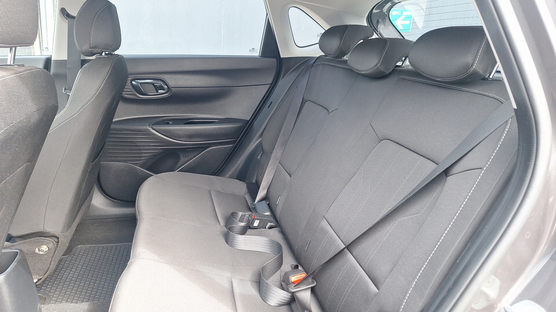 Hyundai I20 — foto 13 de 15