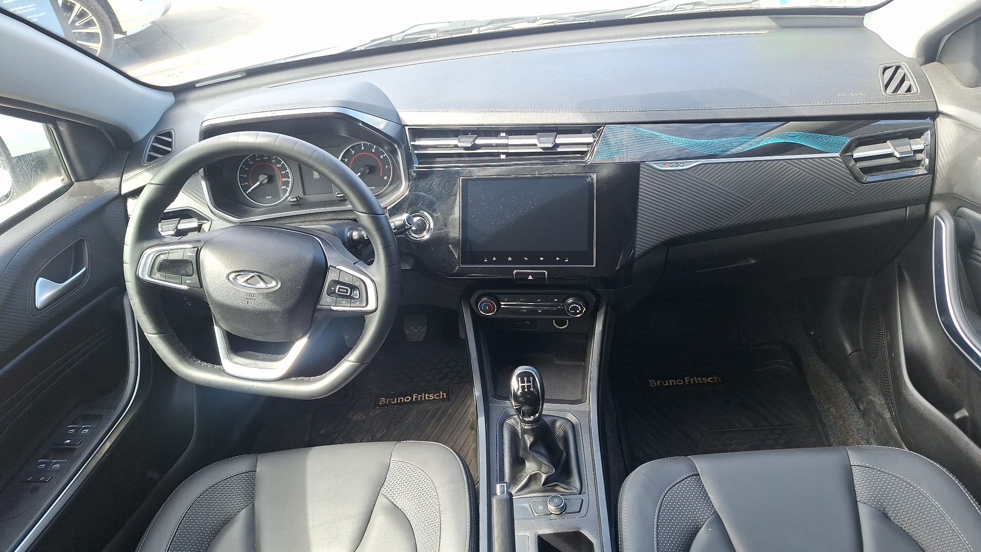 Chery Tiggo 2 Pro — foto 6 de 15