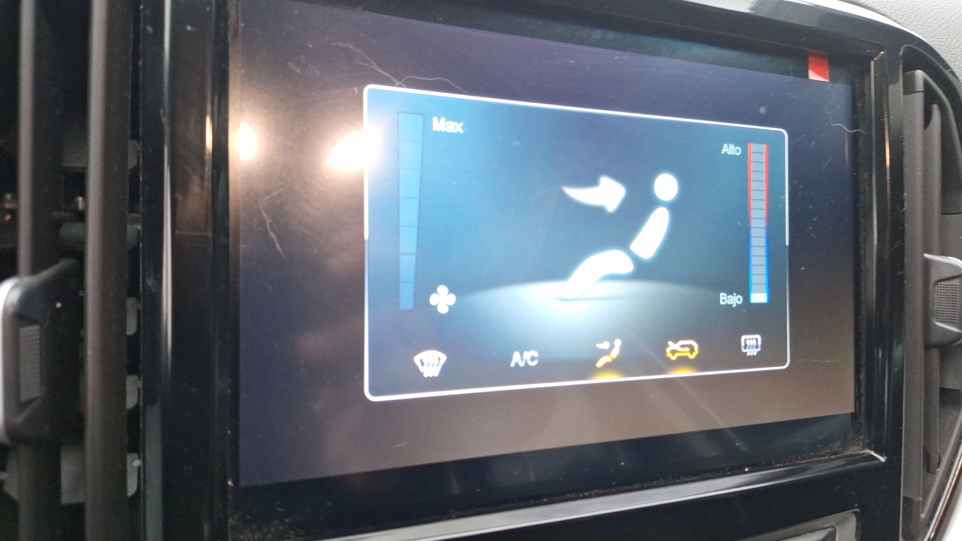 Jetour X70 — foto 16 de 16
