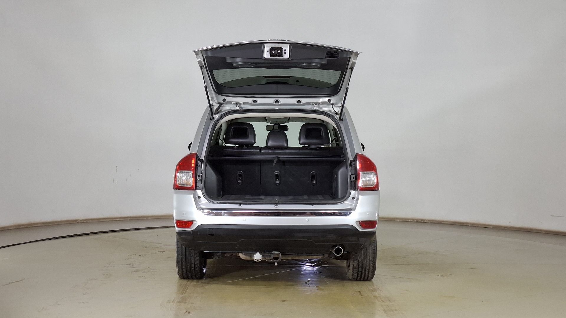 Jeep Compass — foto 6 de 16