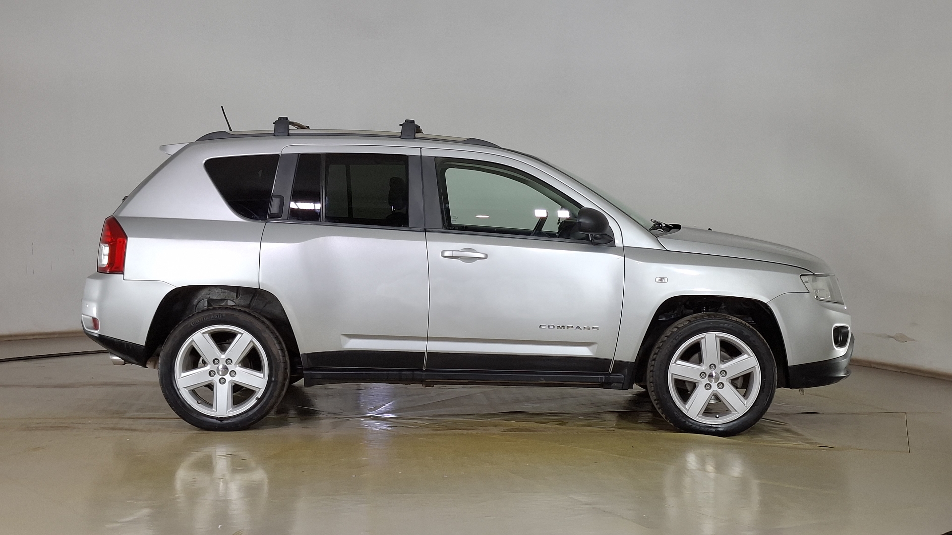 Jeep Compass — foto 4 de 16