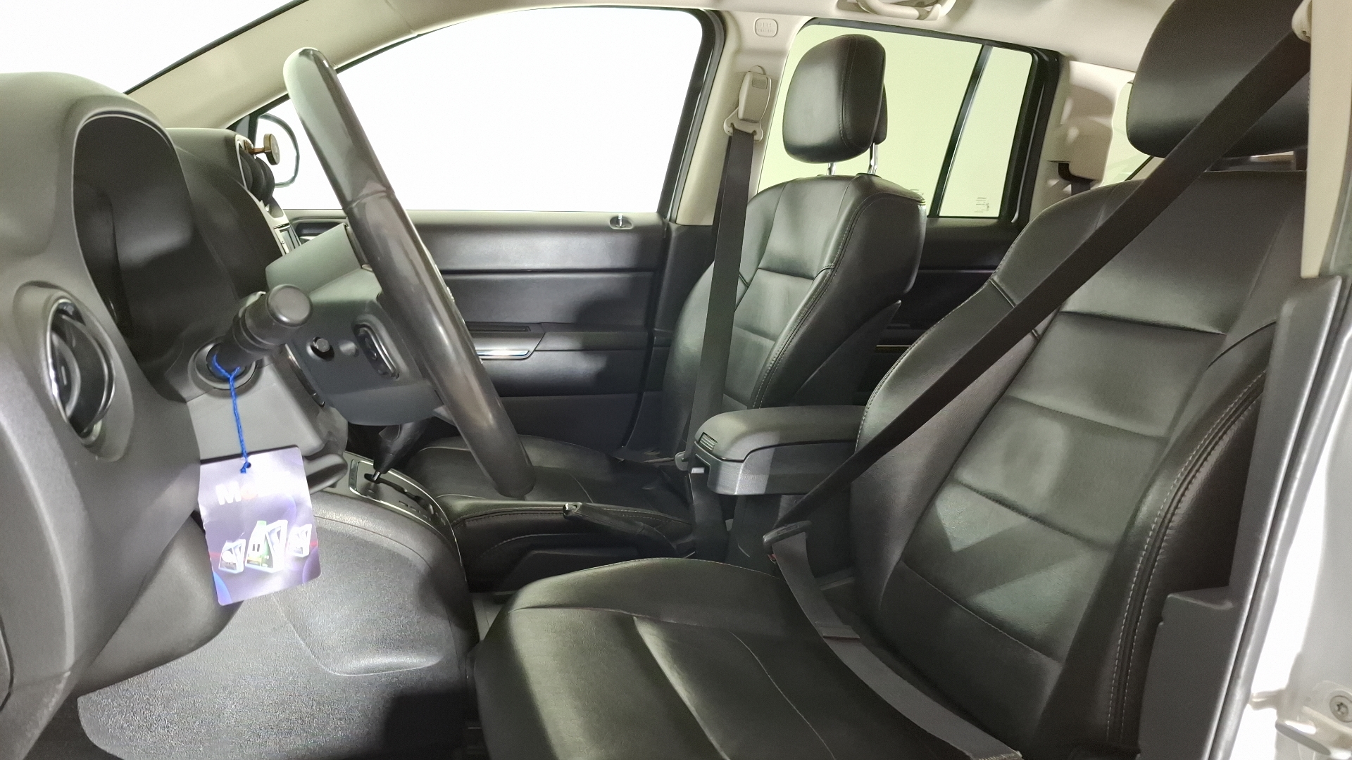 Jeep Compass — foto 13 de 16