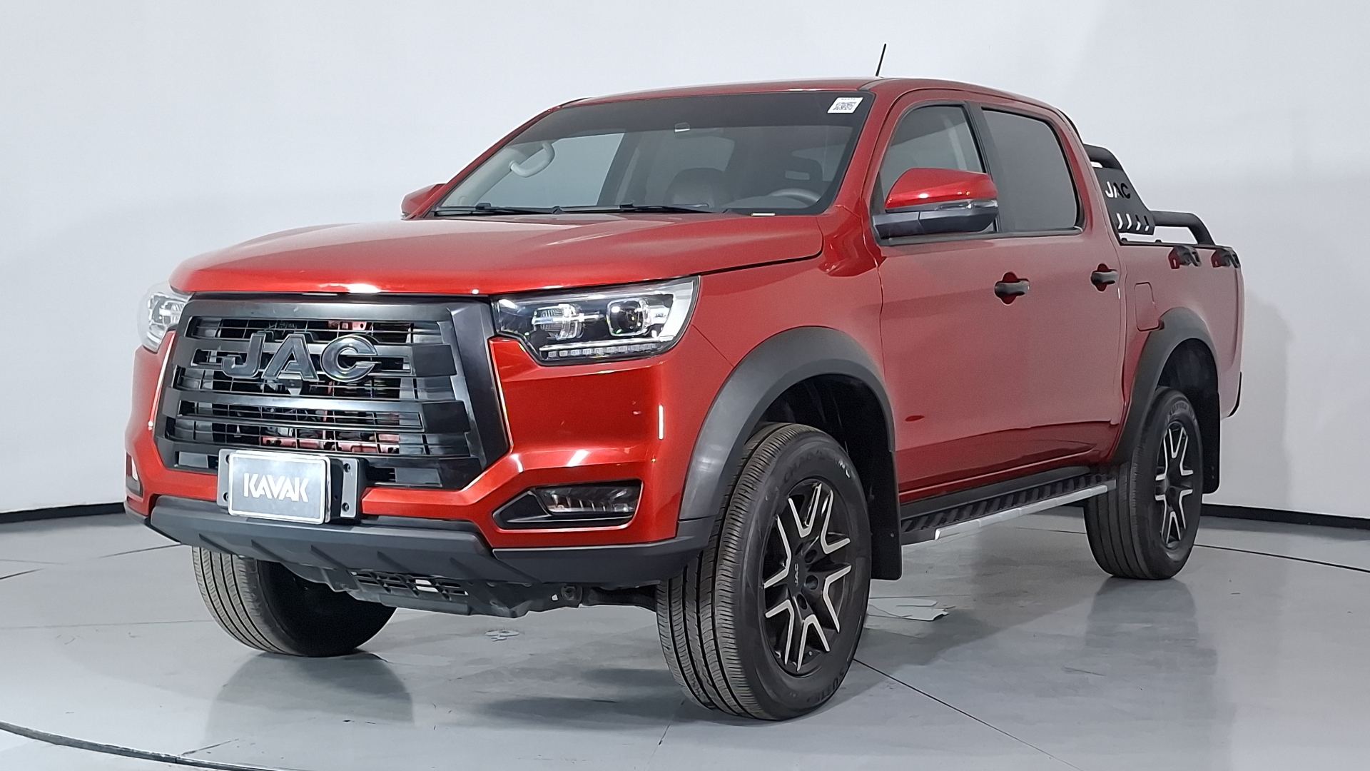Jac Frison T8 2025