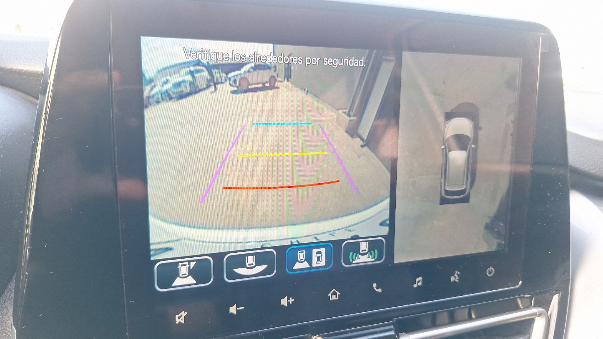Suzuki Fronx — foto 12 de 15