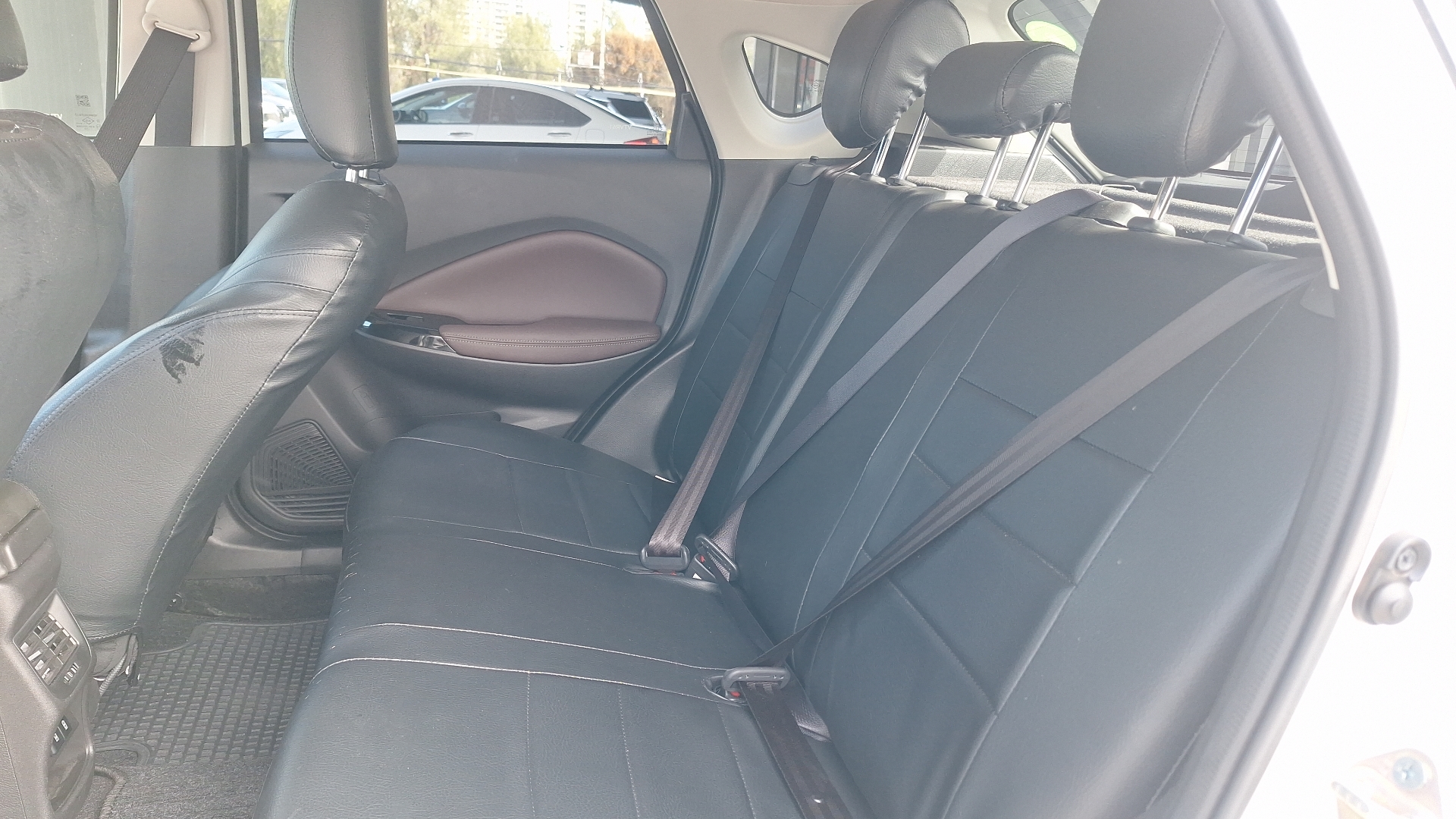Suzuki Fronx — foto 13 de 15