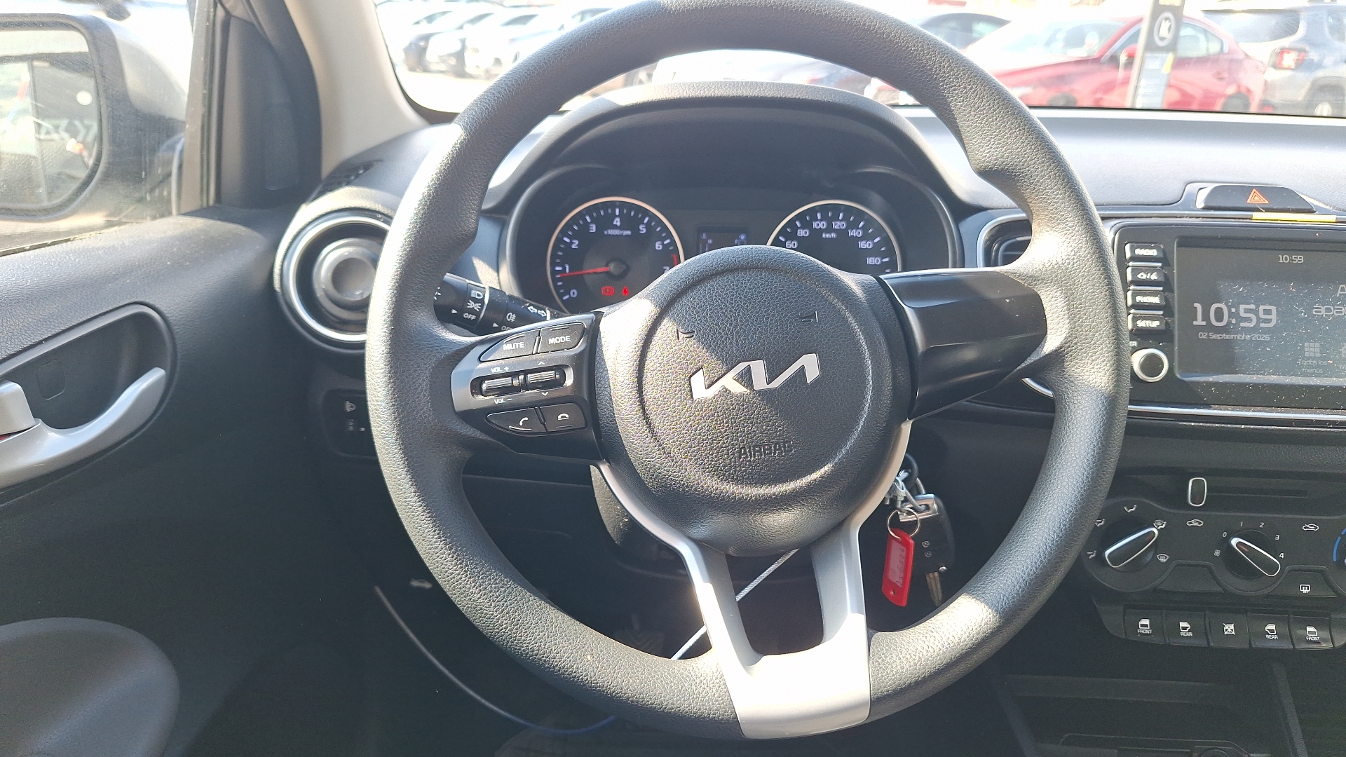 KIA Soluto — foto 8 de 15