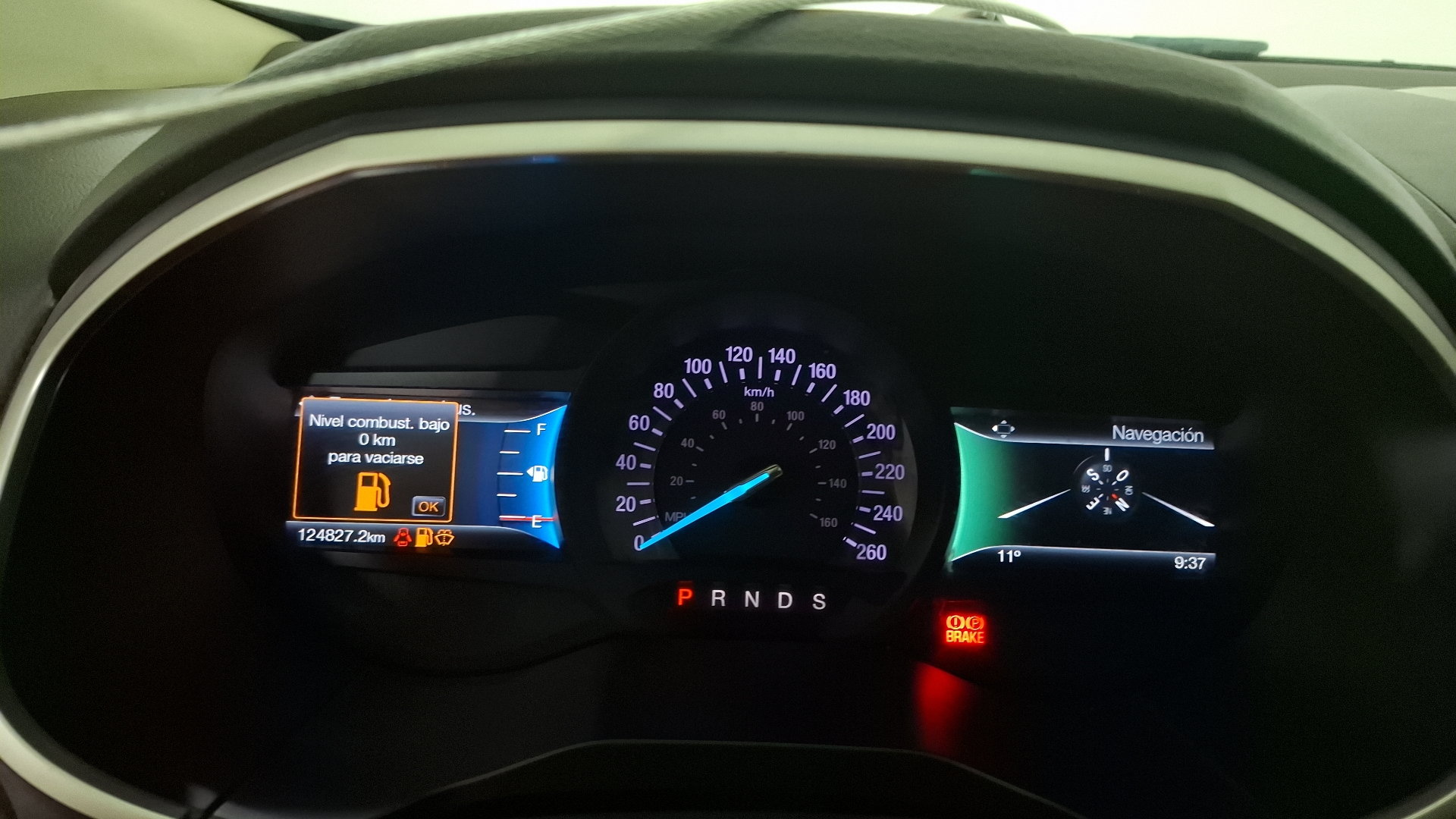 Ford Edge — foto 9 de 17