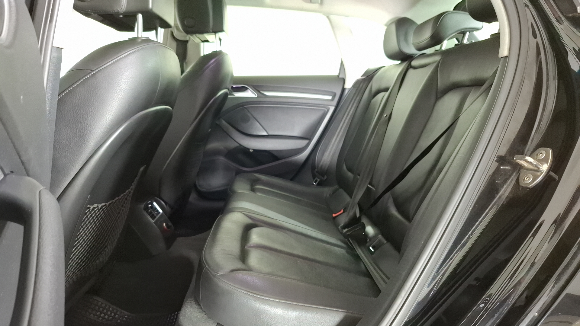 Audi A3 — foto 15 de 17