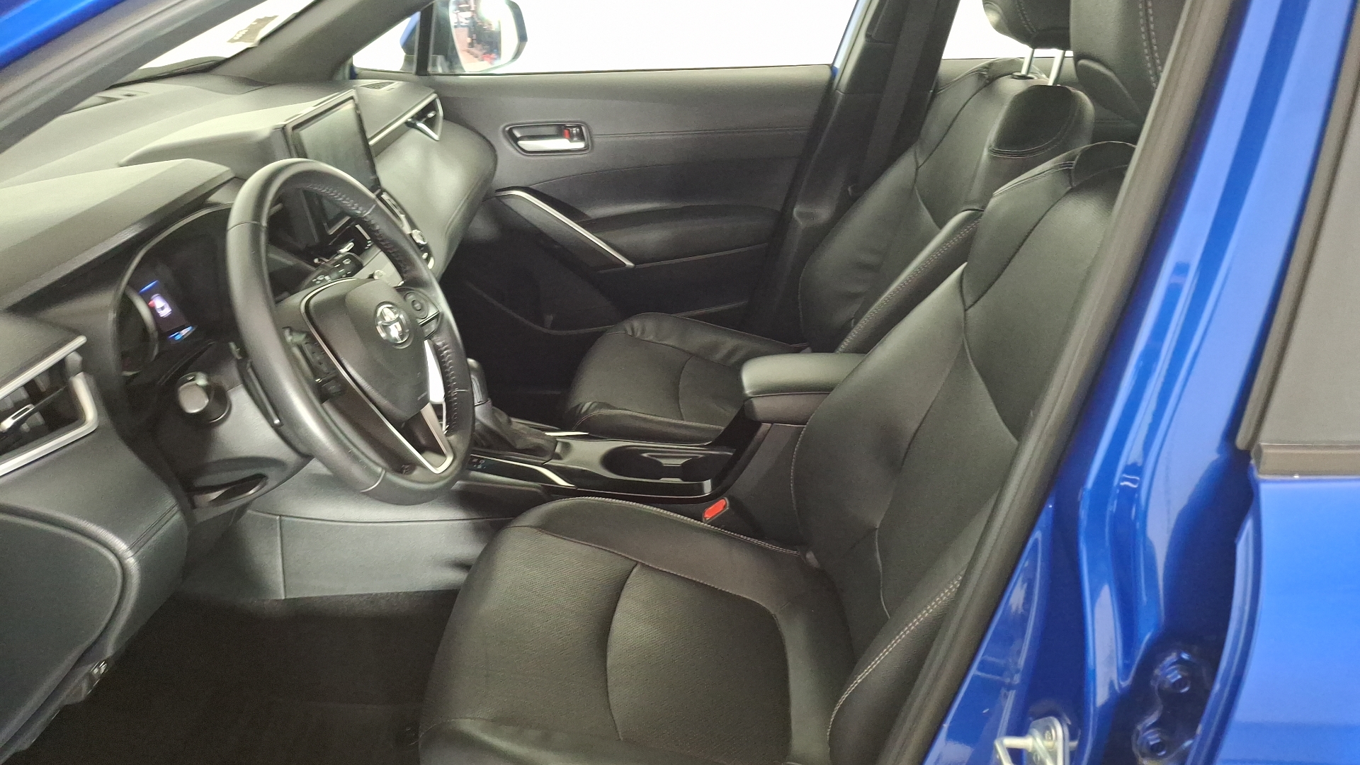 Toyota Corolla Cross — foto 13 de 16