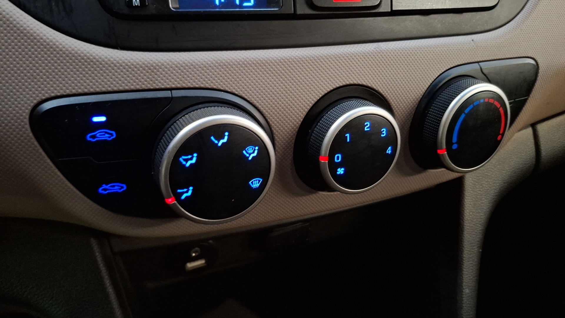 Hyundai Grand I10 — foto 14 de 16