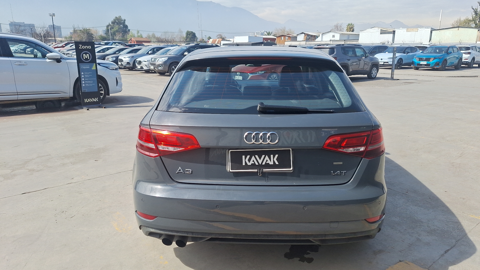 Audi A3 — foto 3 de 14