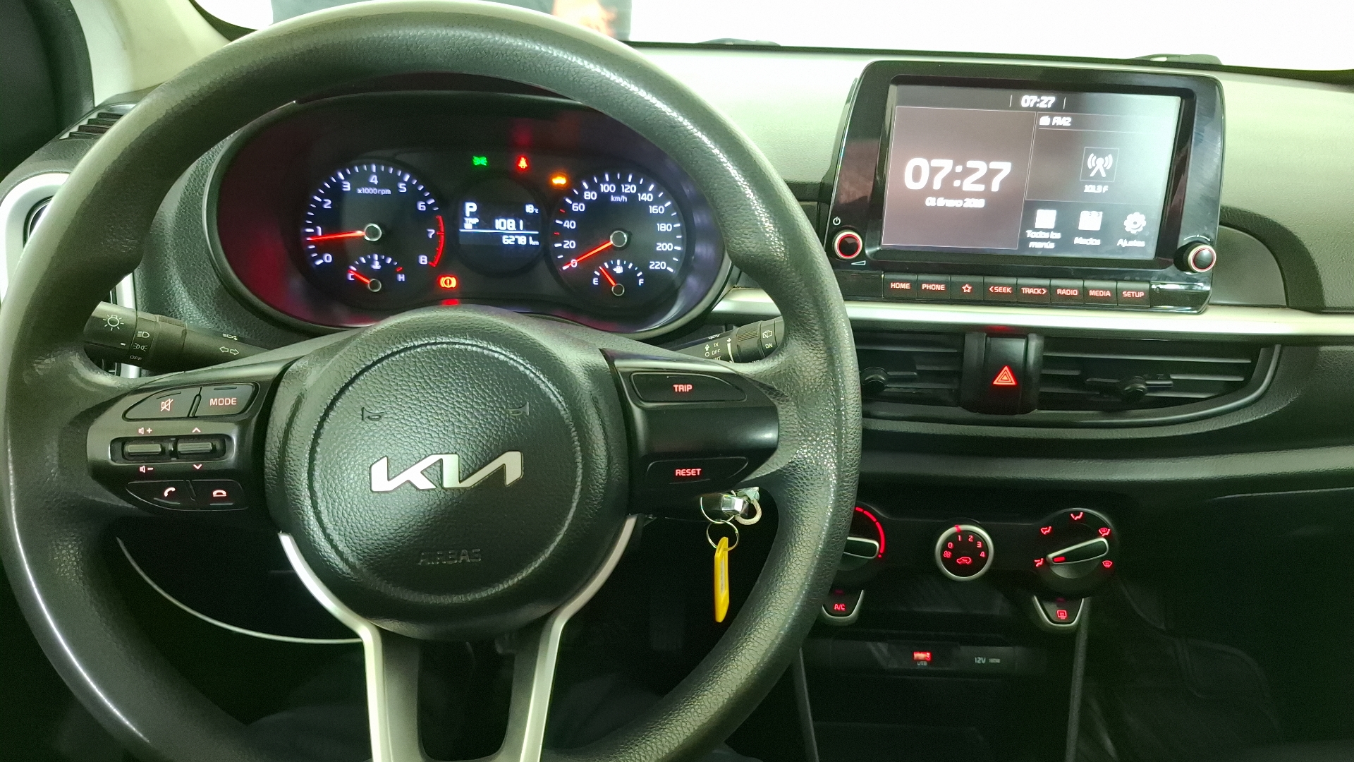 KIA Morning — foto 8 de 16