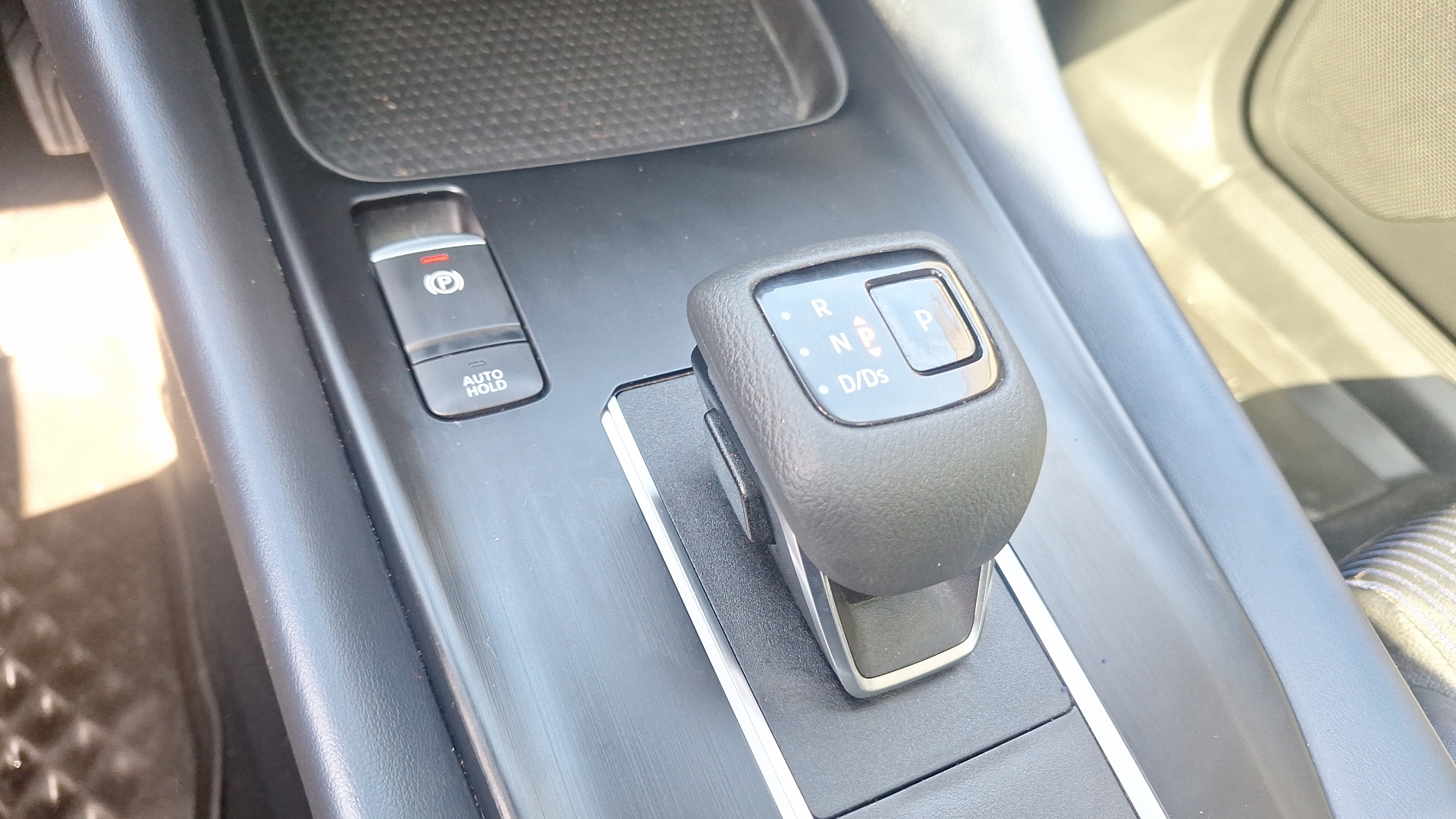 Nissan Qashqai — foto 11 de 16