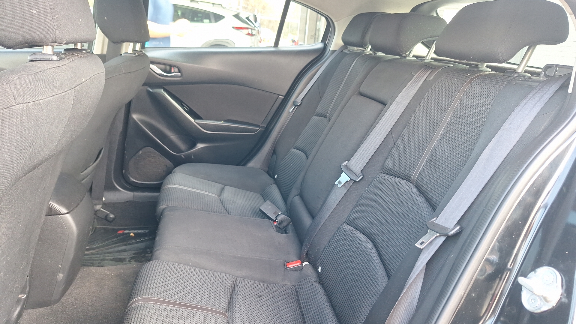 Mazda 3 — foto 14 de 16