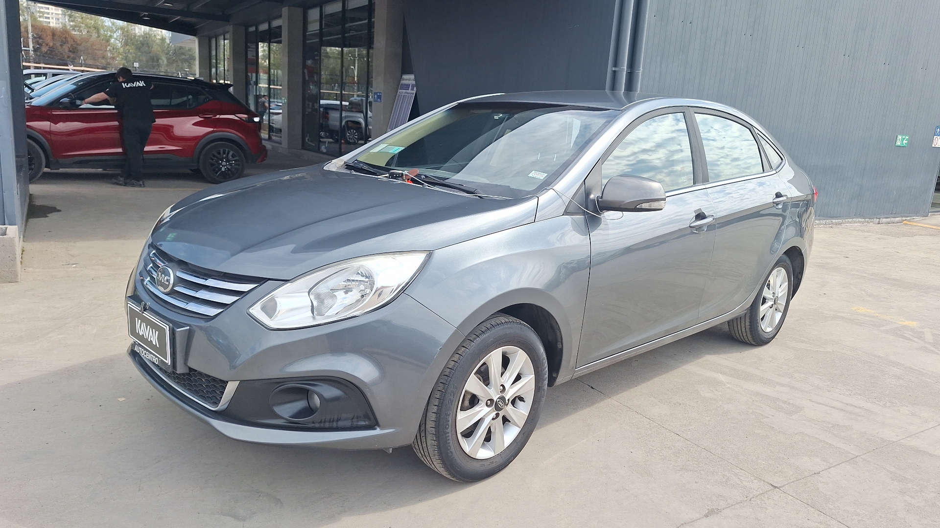 JAC J4