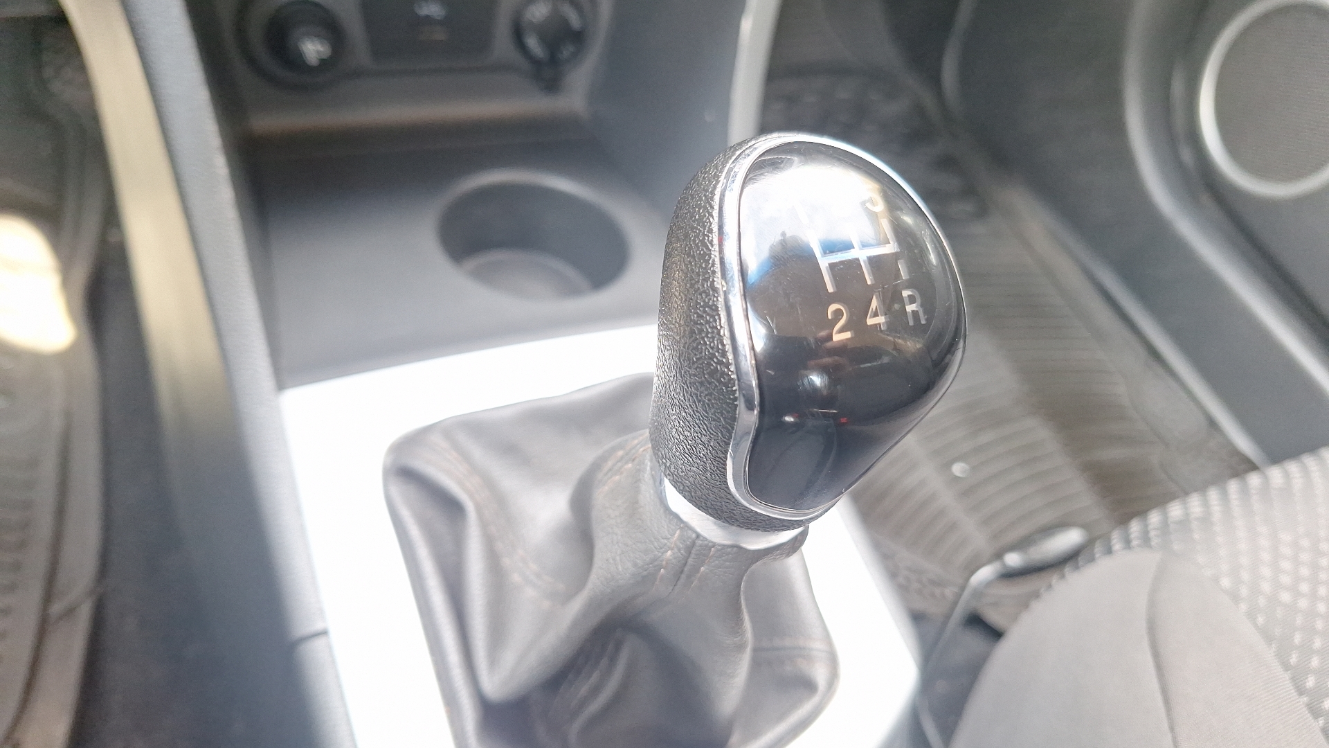 JAC J4 — foto 11 de 14