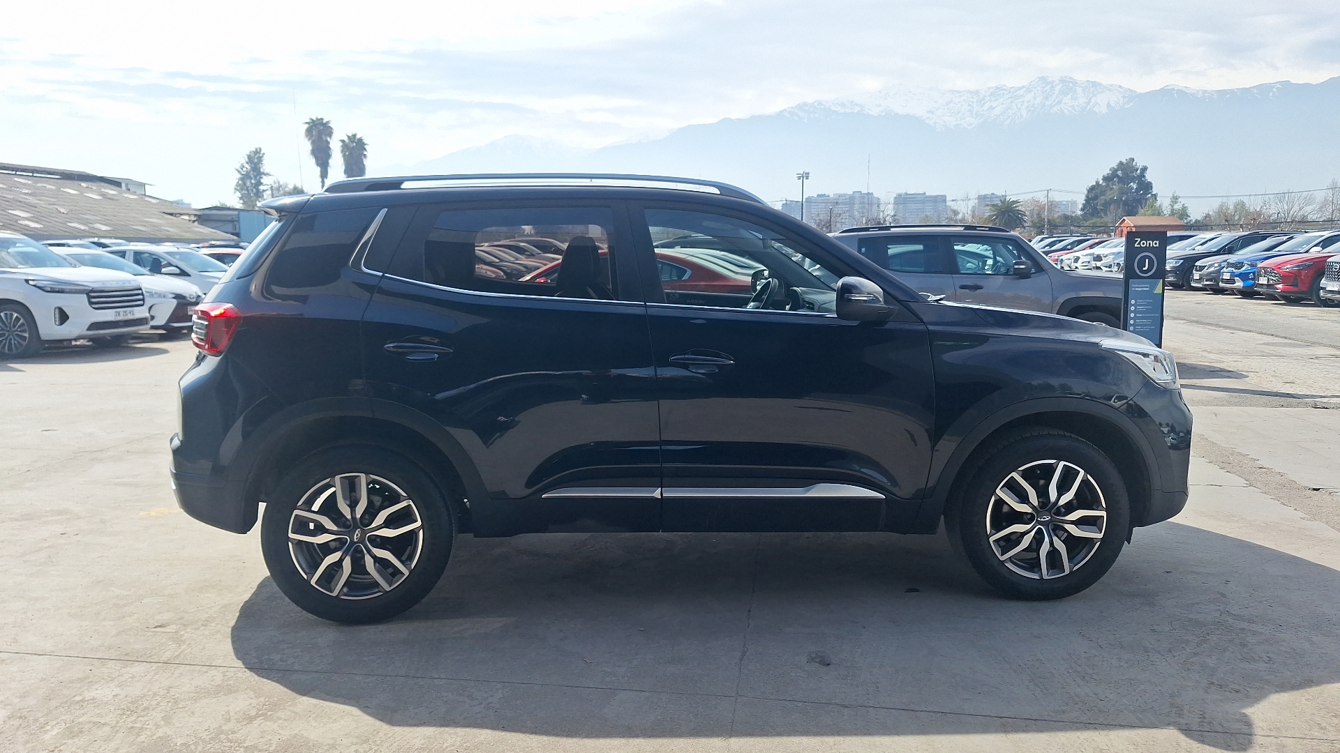 Chery Tiggo 3 — foto 5 de 15