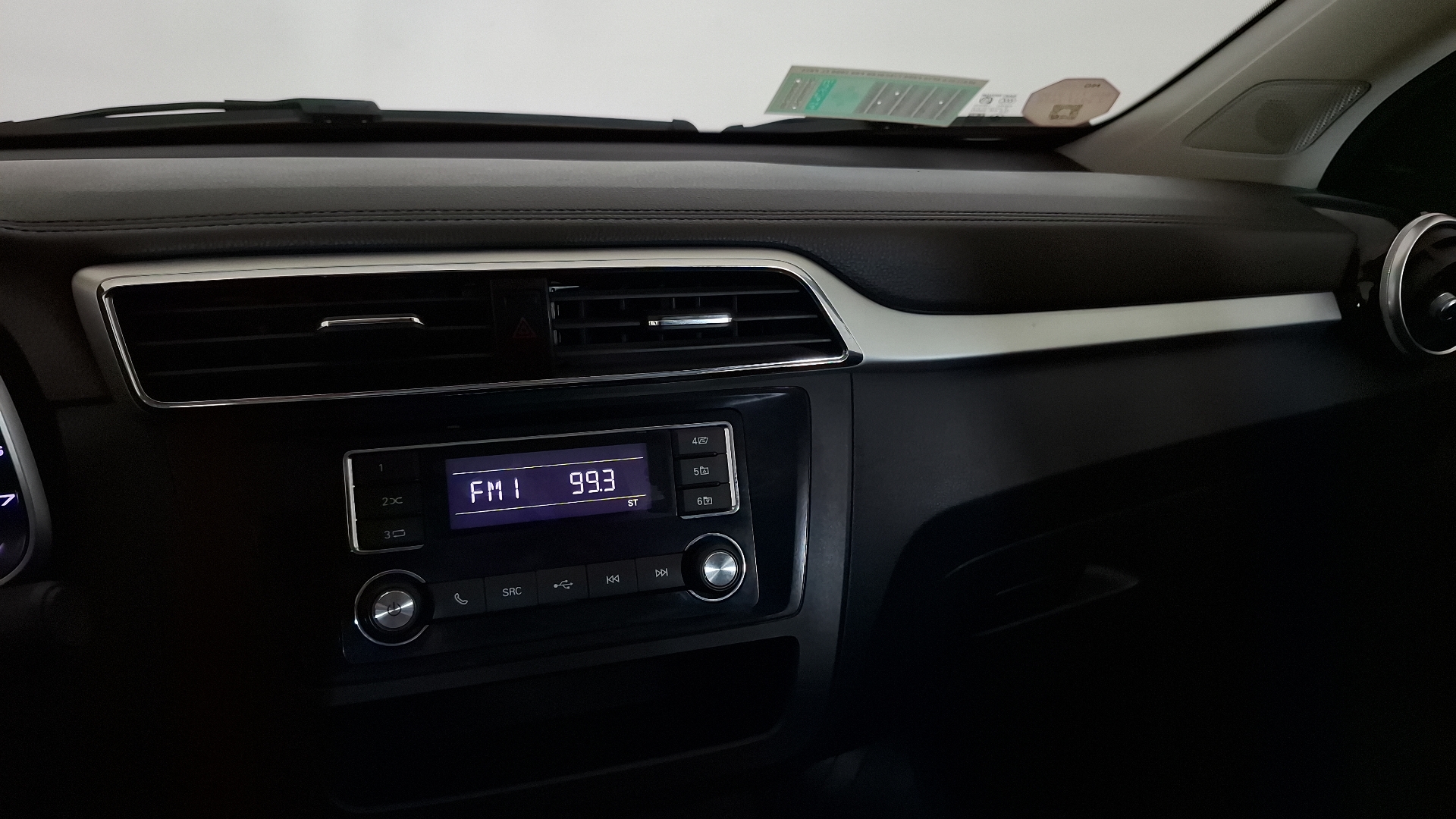 MG Zs — foto 10 de 15