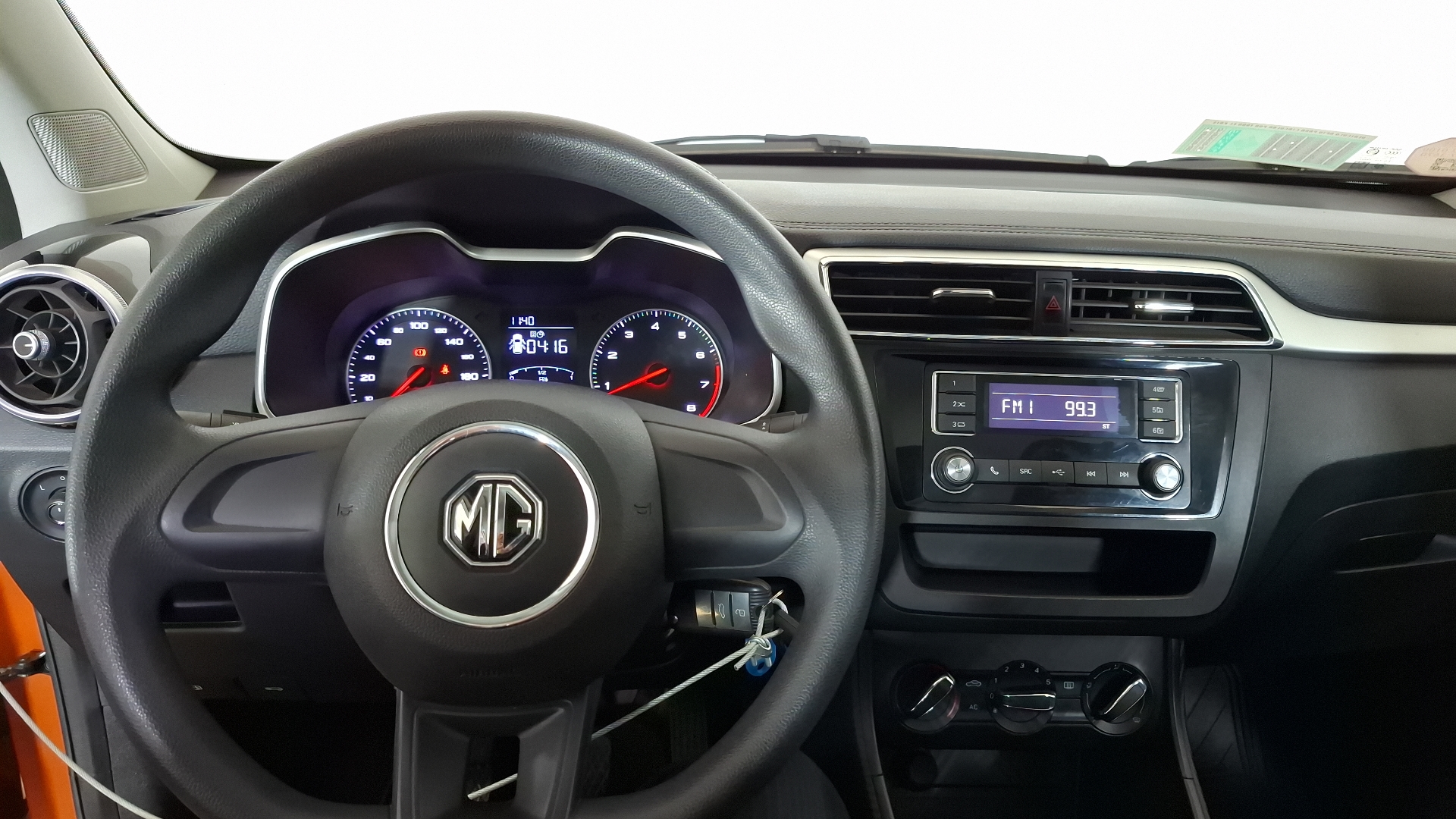 MG Zs — foto 8 de 15